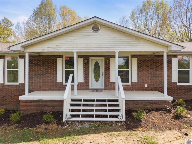 705 Darnell Road Property Photo 8