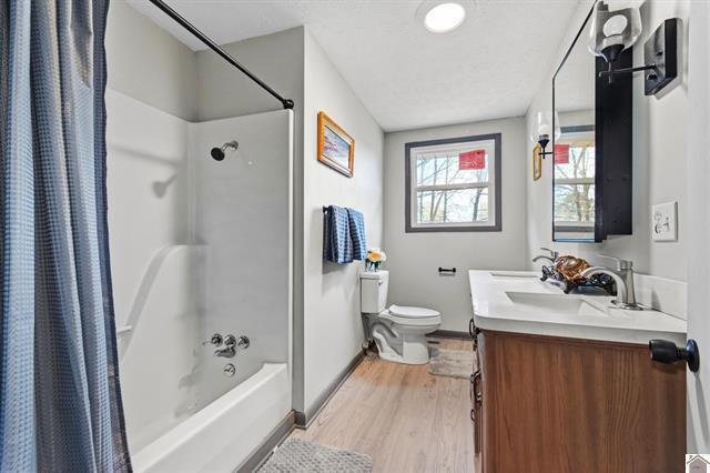 705 Darnell Road Property Photo 26