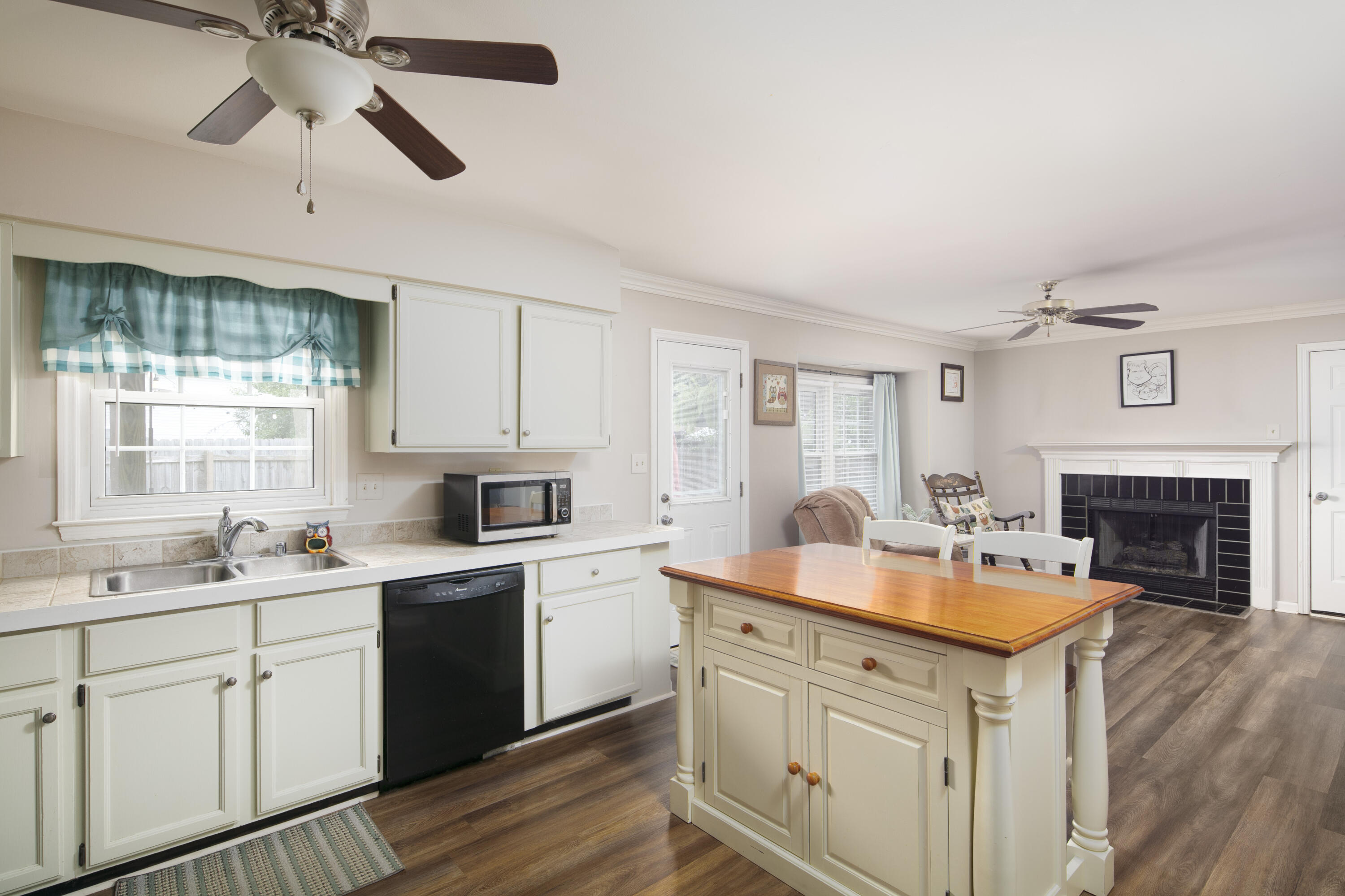 3521 Windrush Circle Property Photo 11