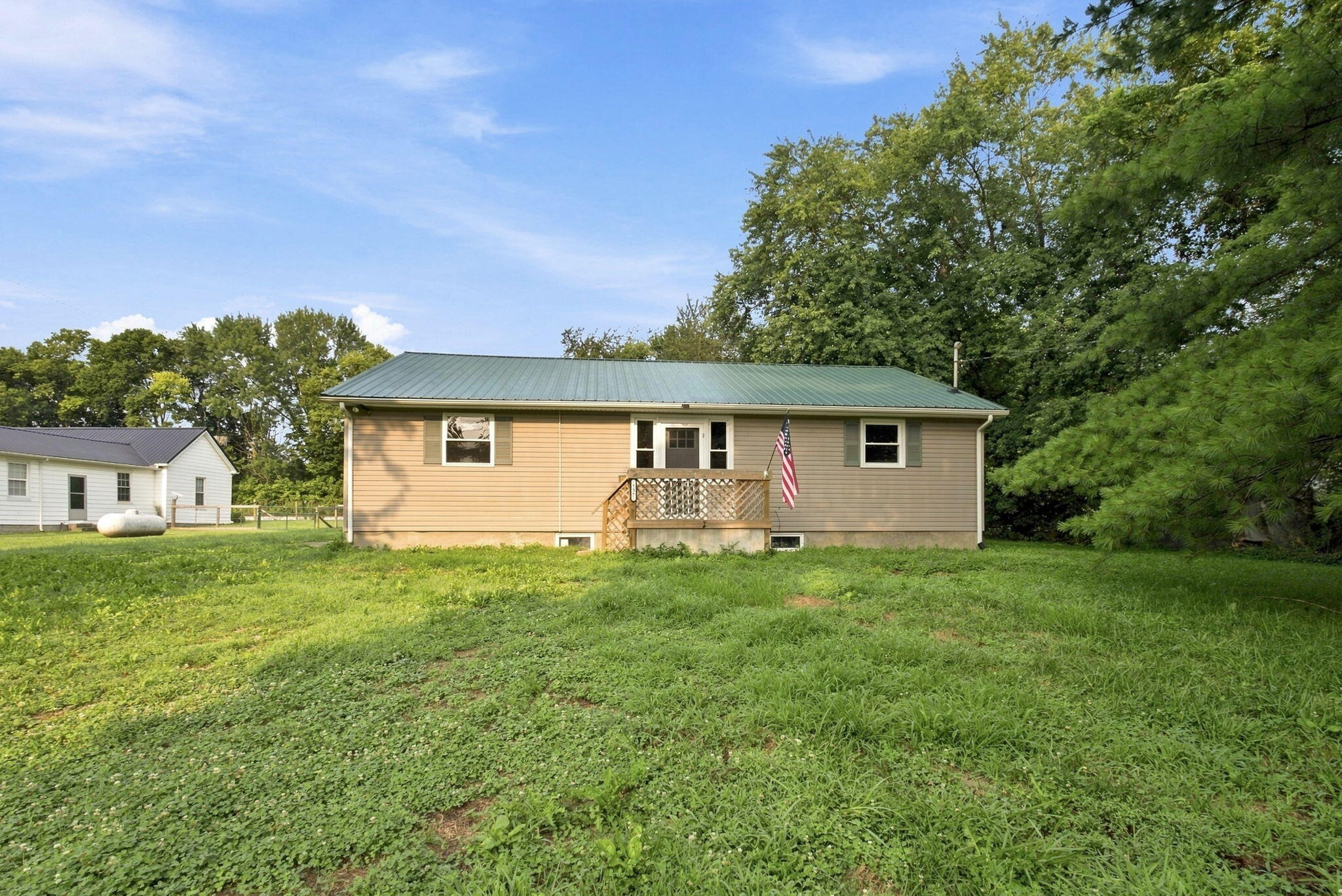 137 Blake Lane Property Photo 2