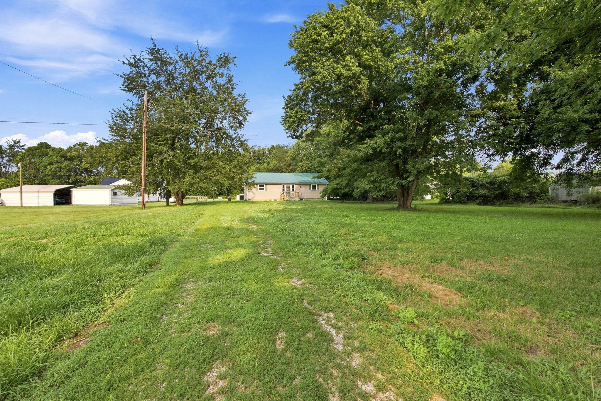 137 Blake Lane Property Photo 3