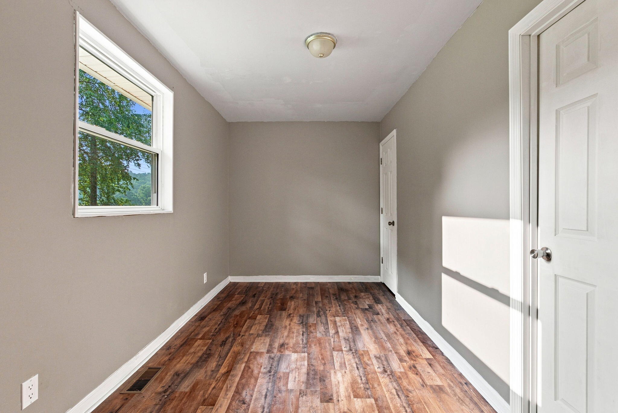 137 Blake Lane Property Photo 7