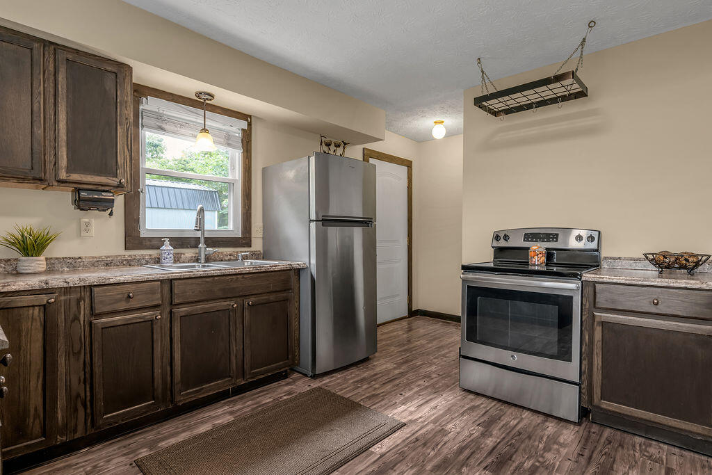 205 Jessamine Avenue Property Photo 7