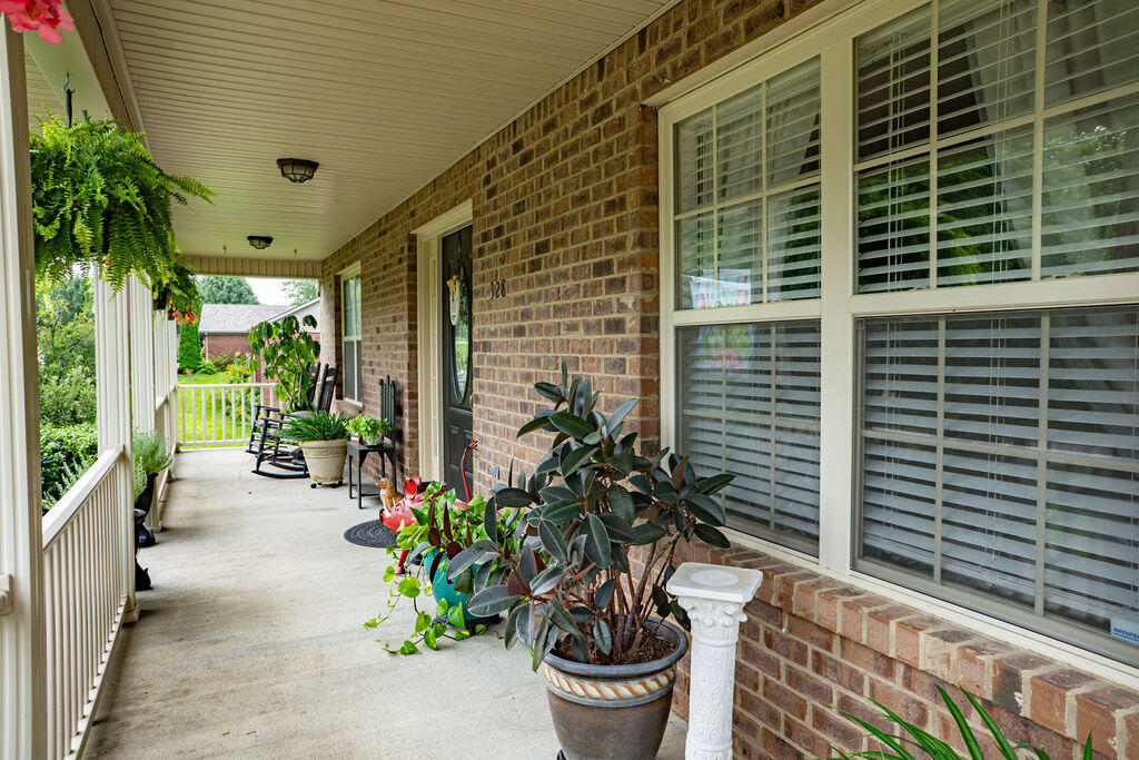 328 Lewis Drive Property Photo 7