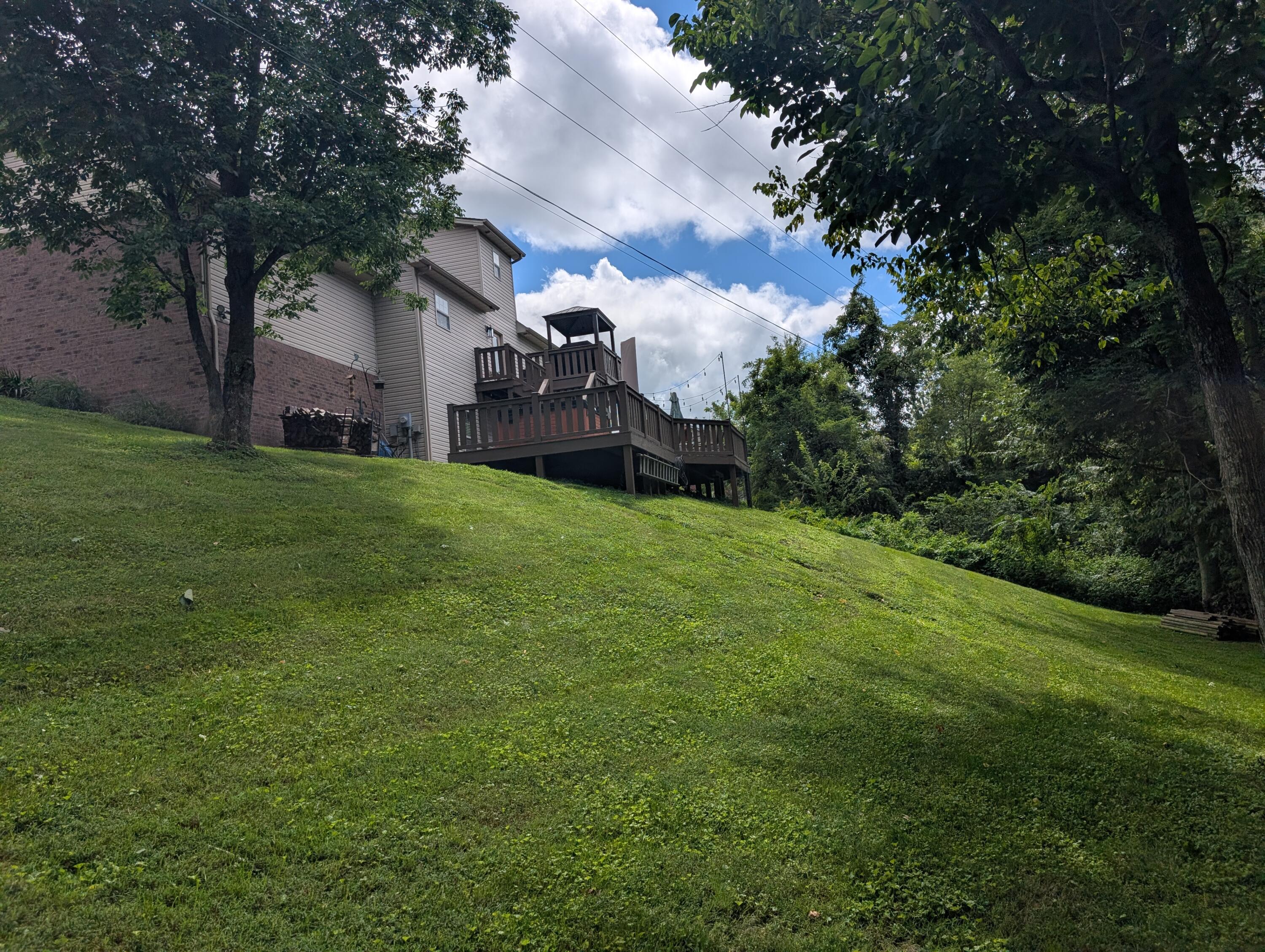 328 Lewis Drive Property Photo 10
