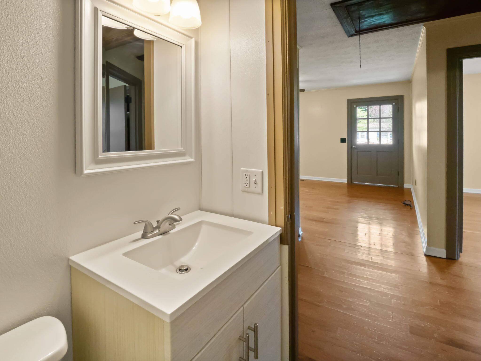 1200 Markham Avenue Property Photo 22
