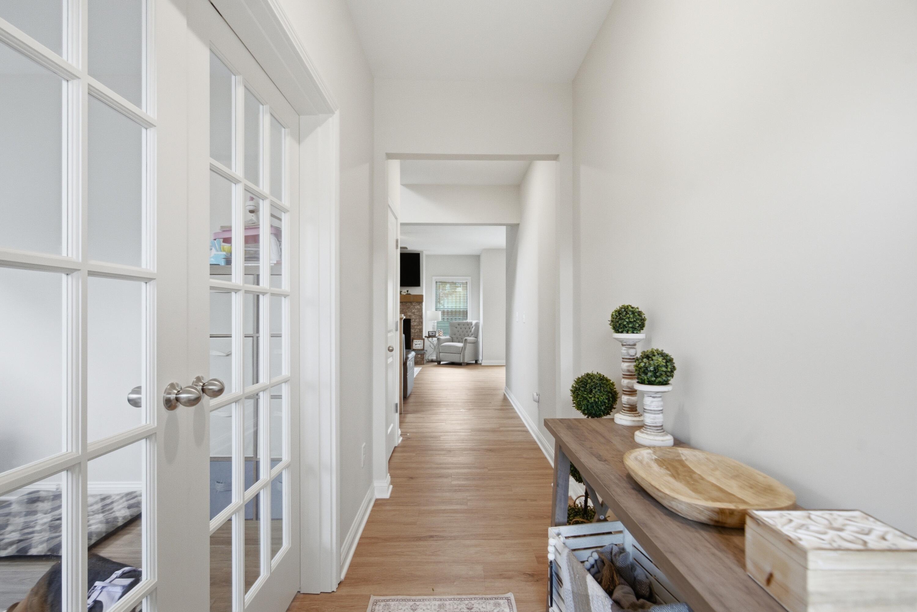 105 Ibis Circle Property Photo 4