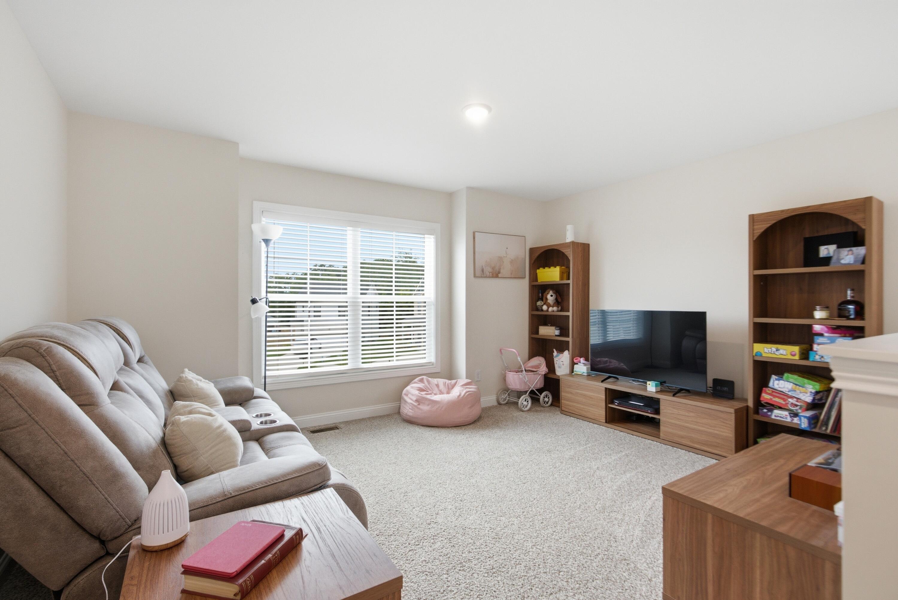 105 Ibis Circle Property Photo 28