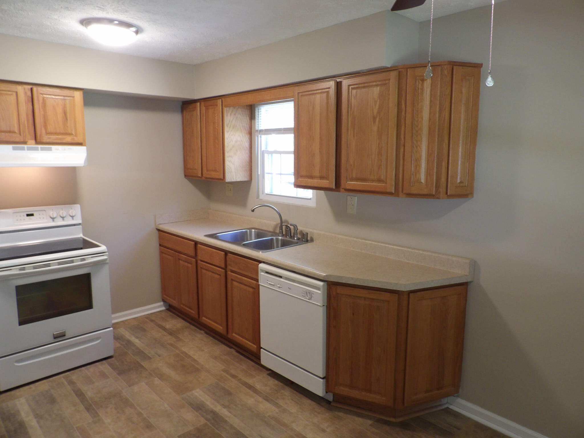 248 Meadowview Drive 2 Property Photo 15