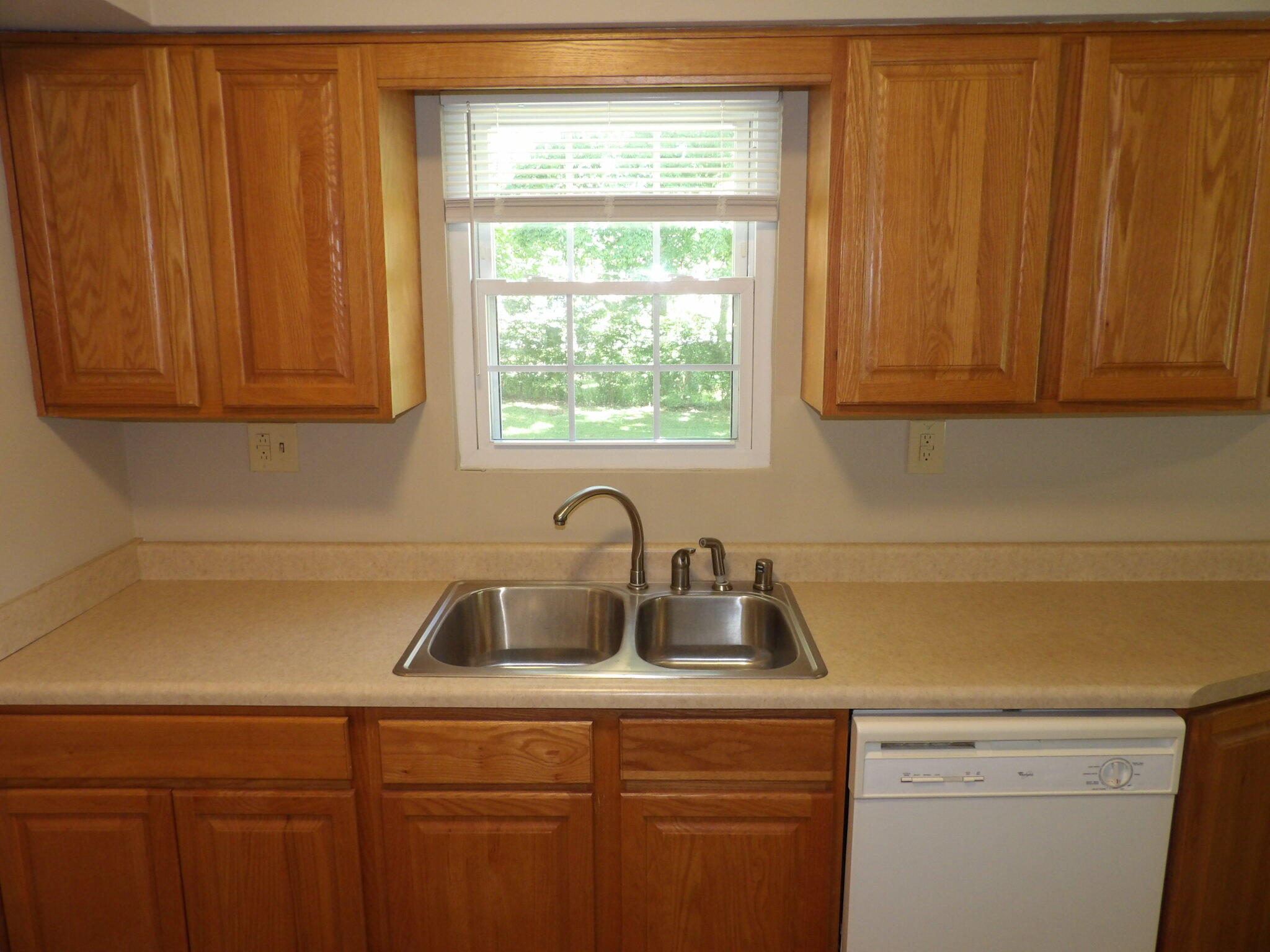 248 Meadowview Drive 2 Property Photo 18