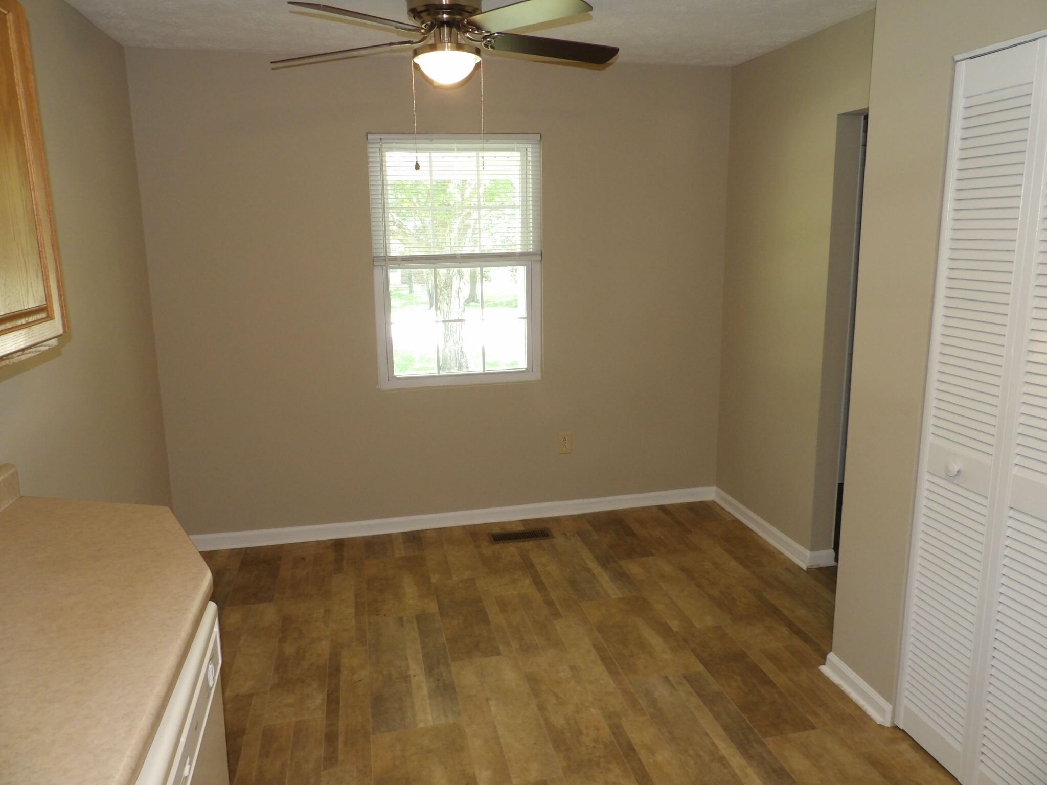 248 Meadowview Drive 2 Property Photo 19