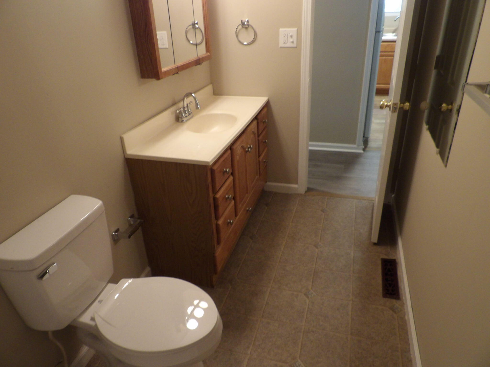 248 Meadowview Drive 2 Property Photo 25