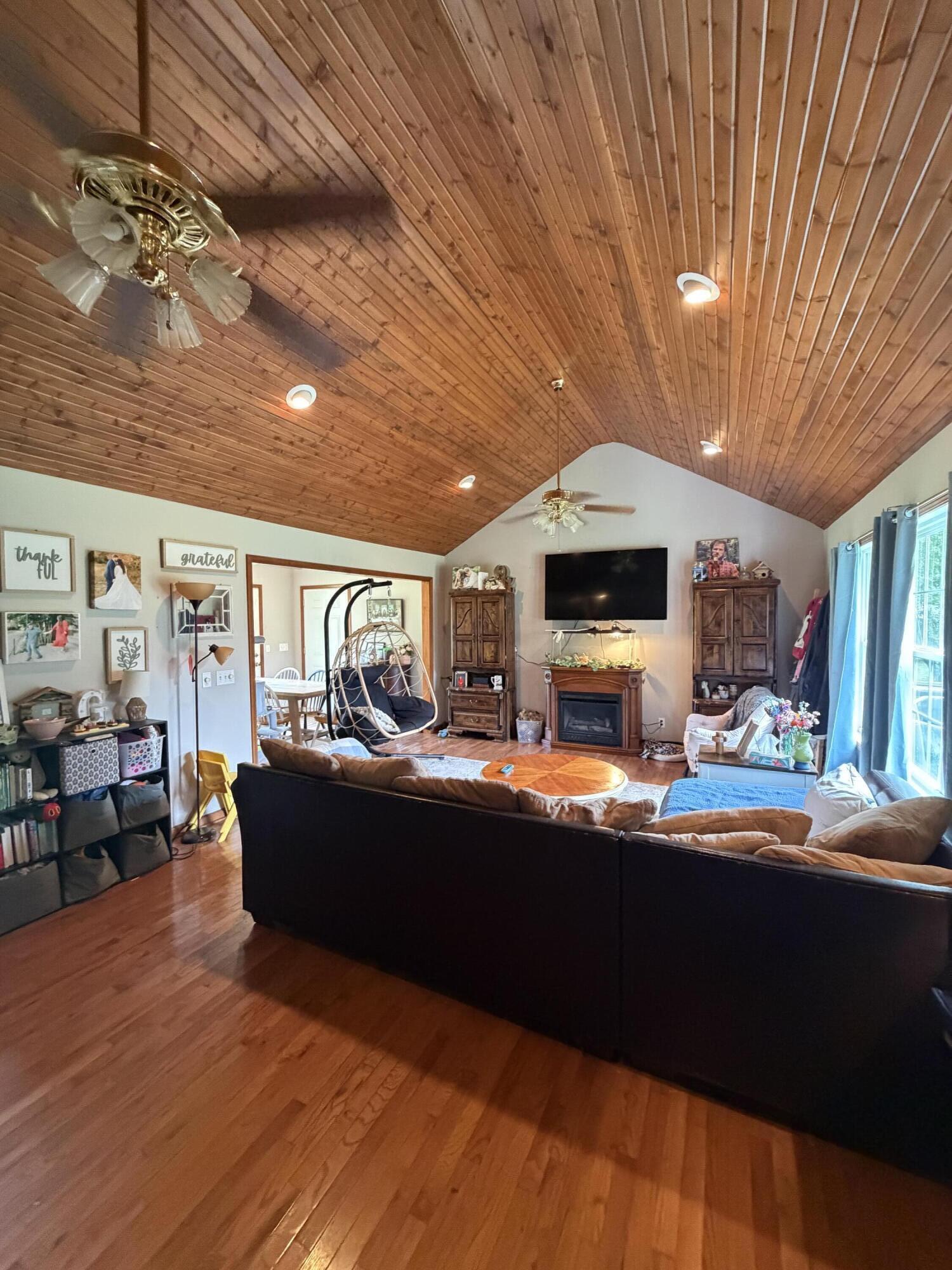 1325 Beane Road Property Photo 2