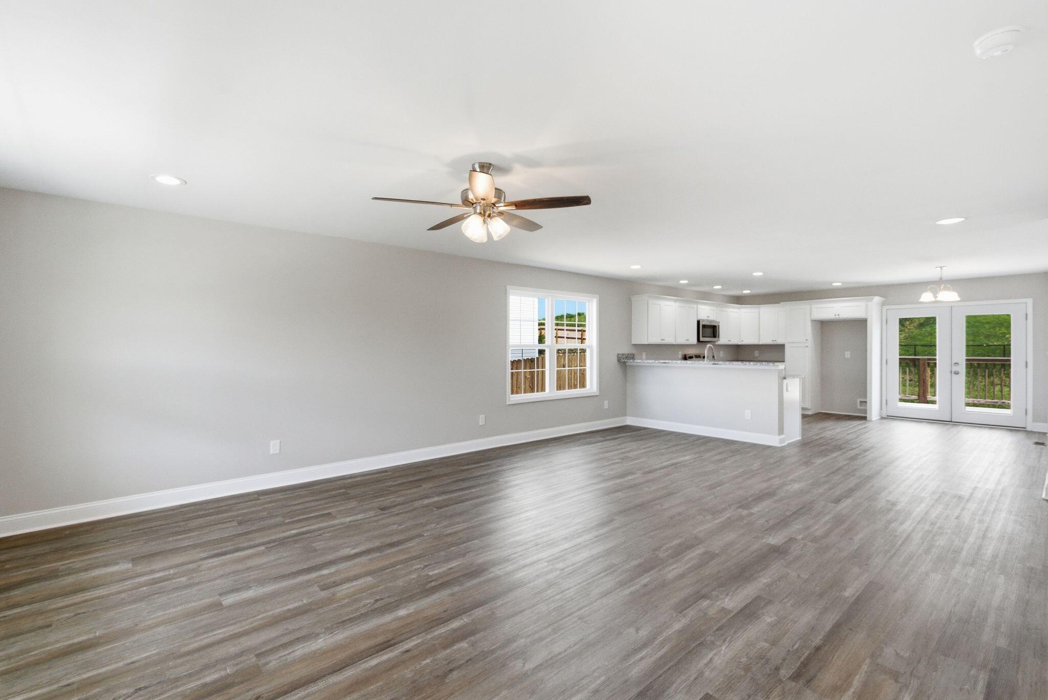 3020 Thorntree Lane Property Photo 8