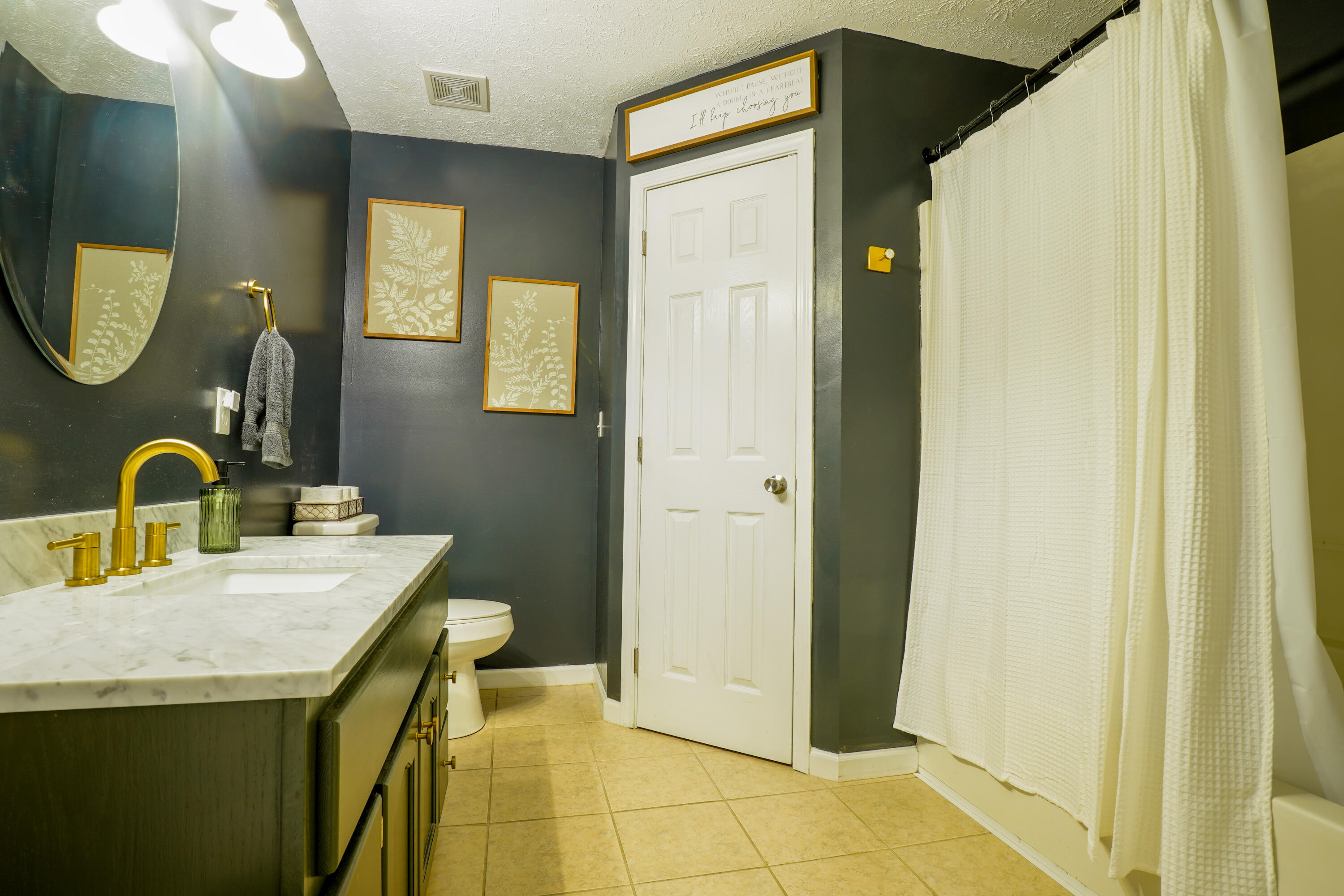 226 Tanner Circle Property Photo 5