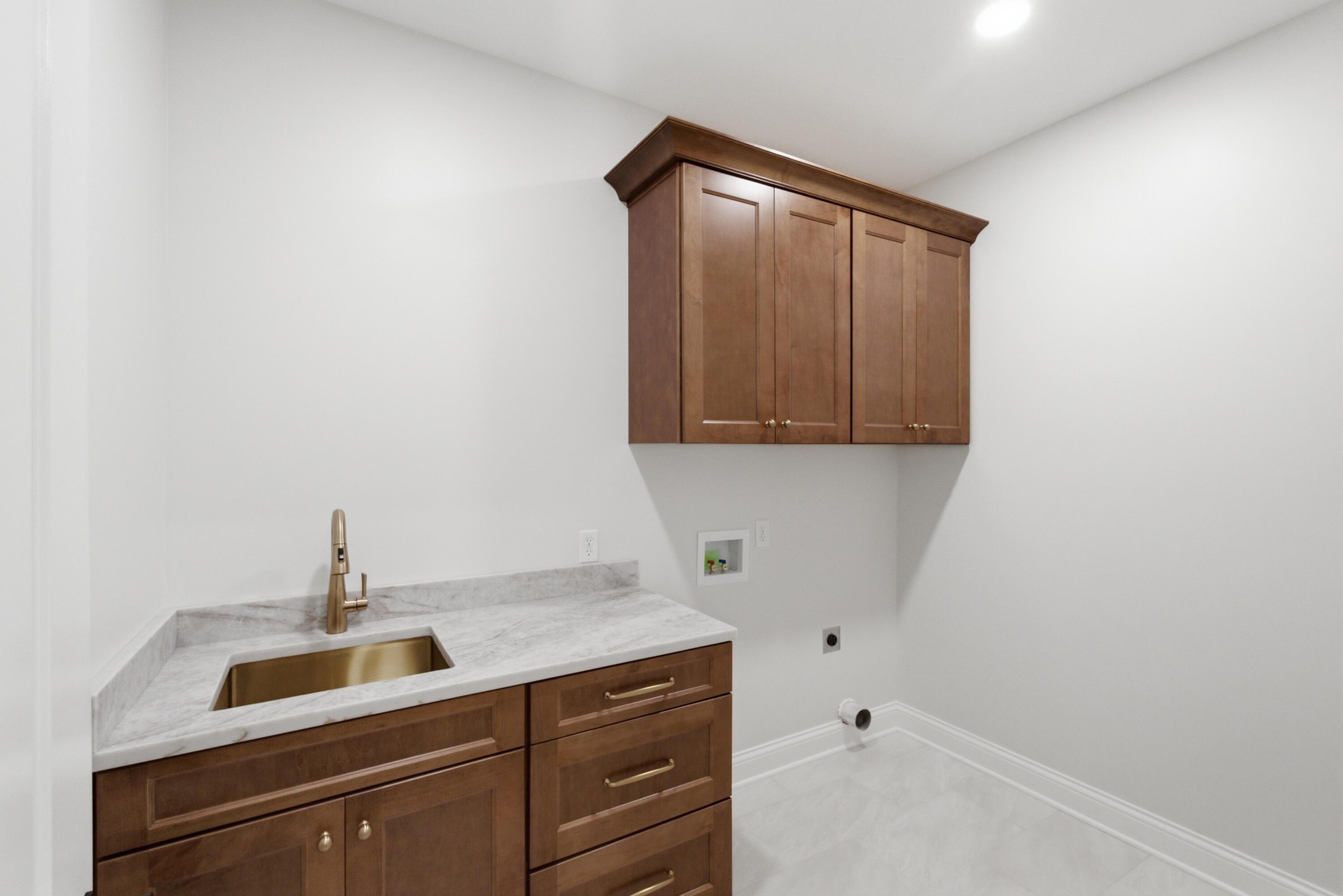 225 Brandenburg Way Property Photo 44