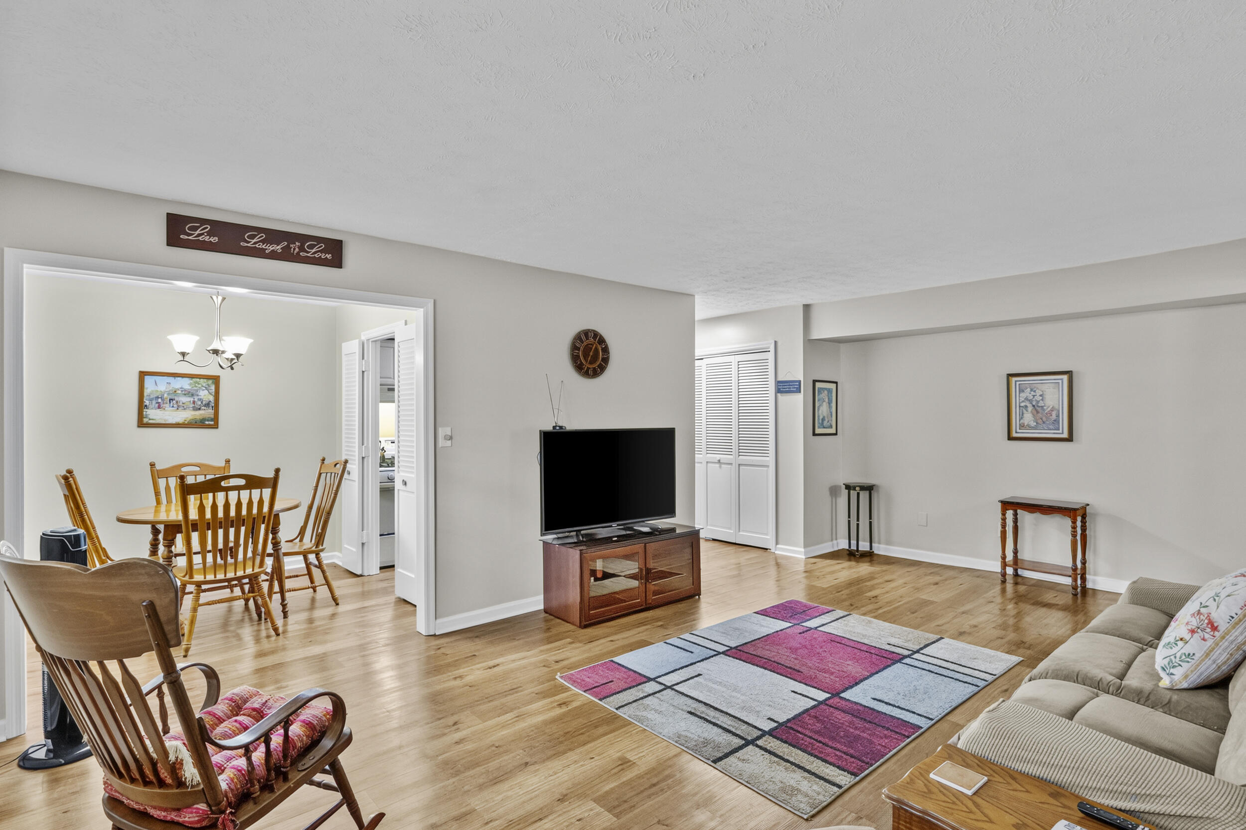 175 Malabu Drive 63 Property Photo 5