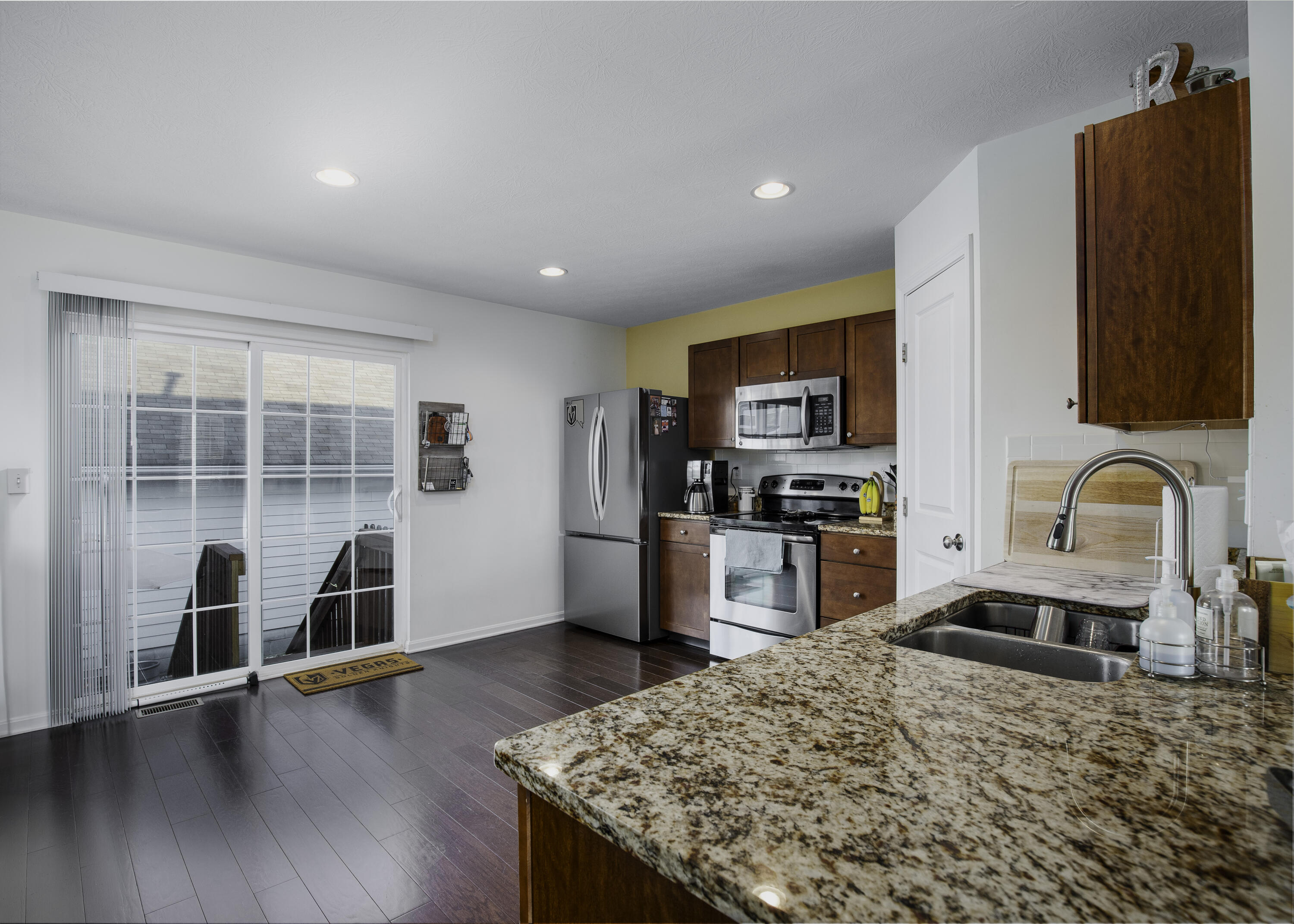 2332 Aristocracy Circle Property Photo 5