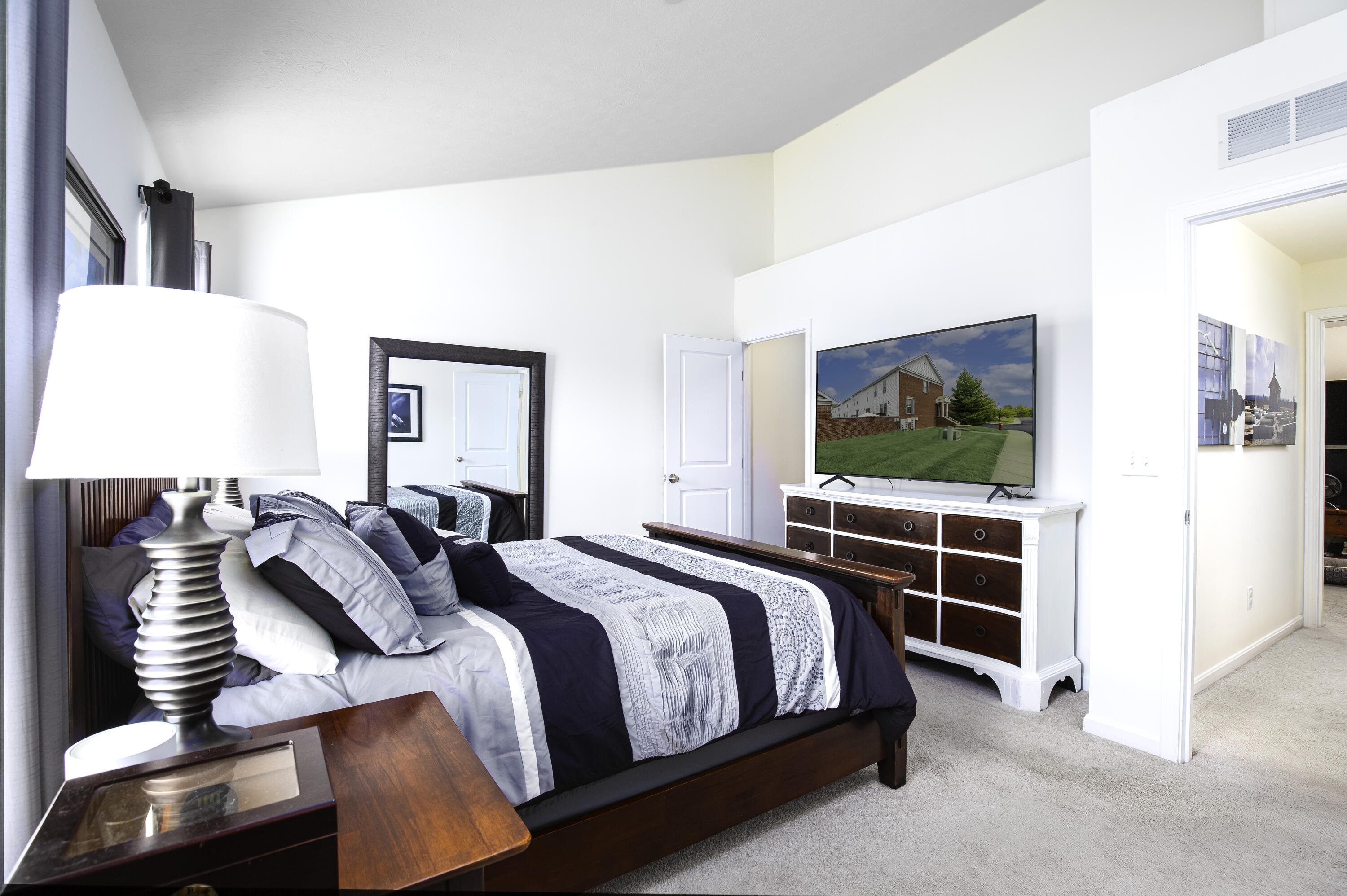 2332 Aristocracy Circle Property Photo 13