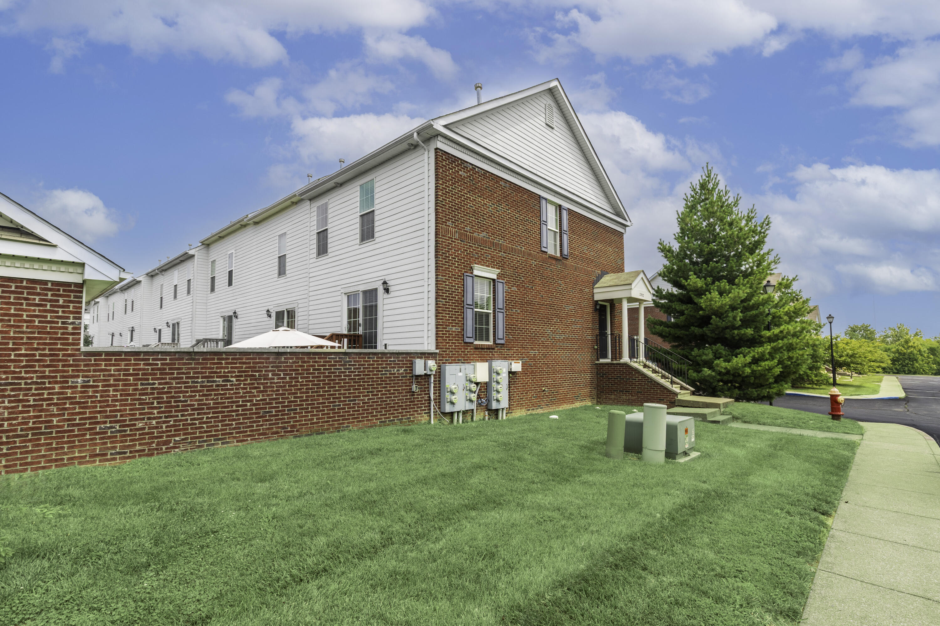2332 Aristocracy Circle Property Photo 16