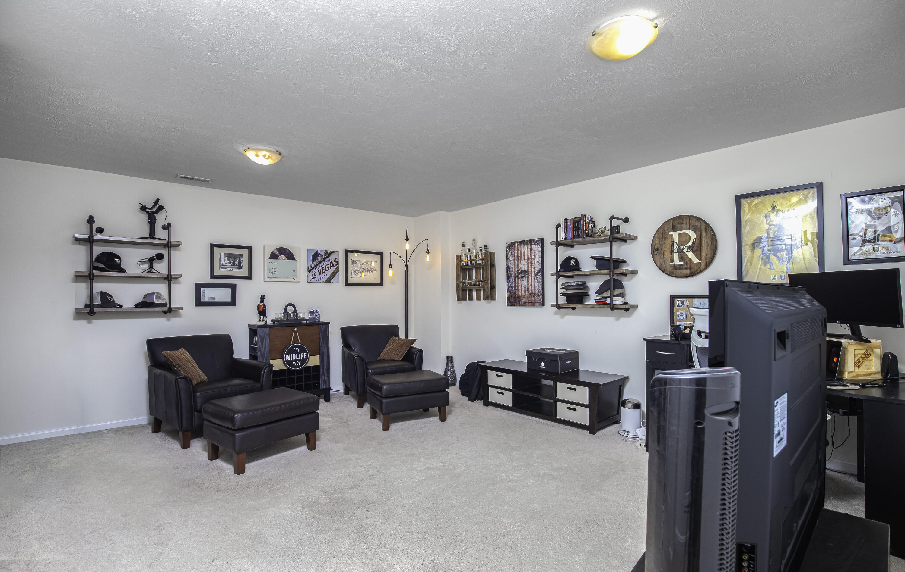 2332 Aristocracy Circle Property Photo 17