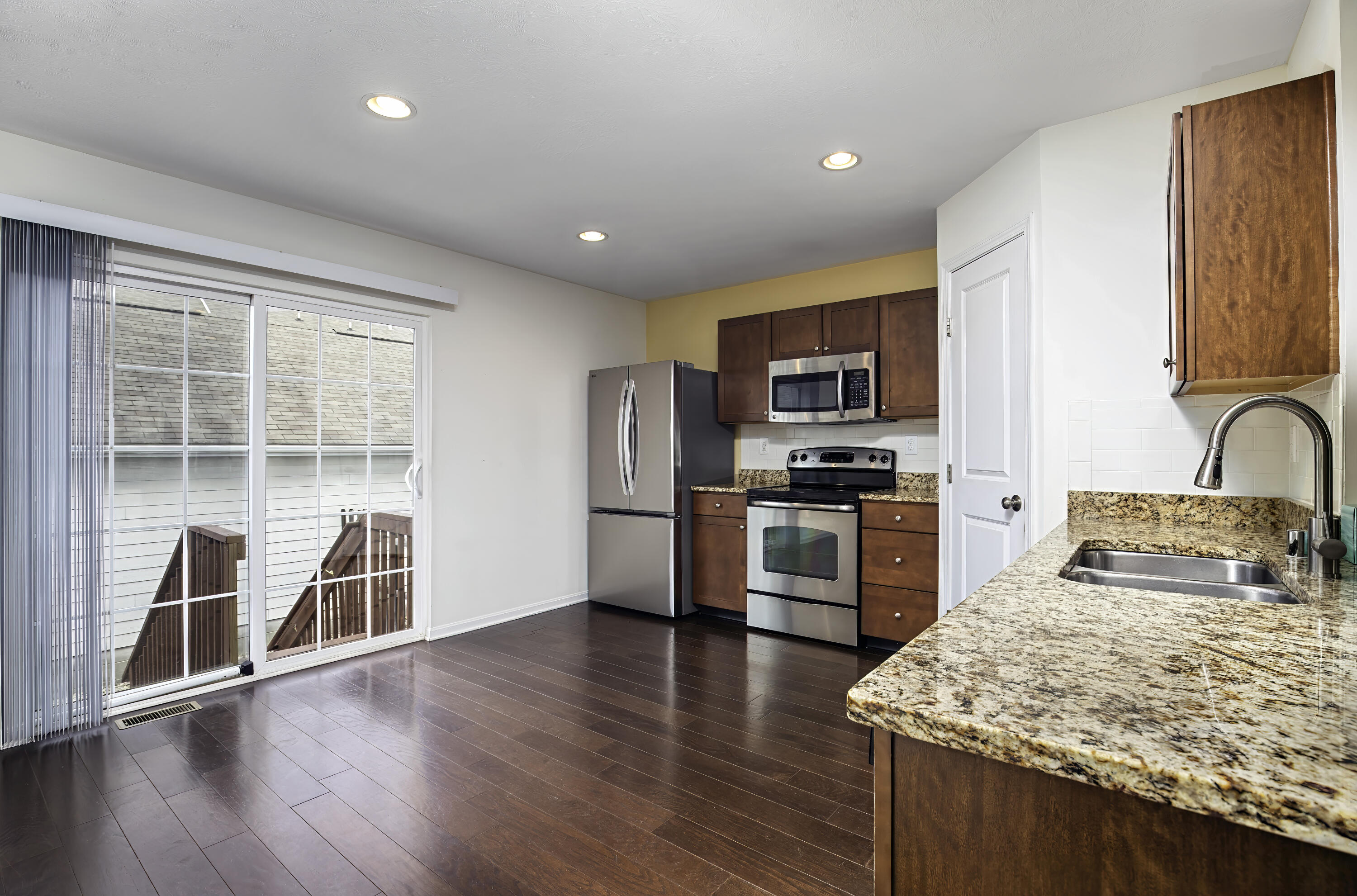 2332 Aristocracy Circle Property Photo 36