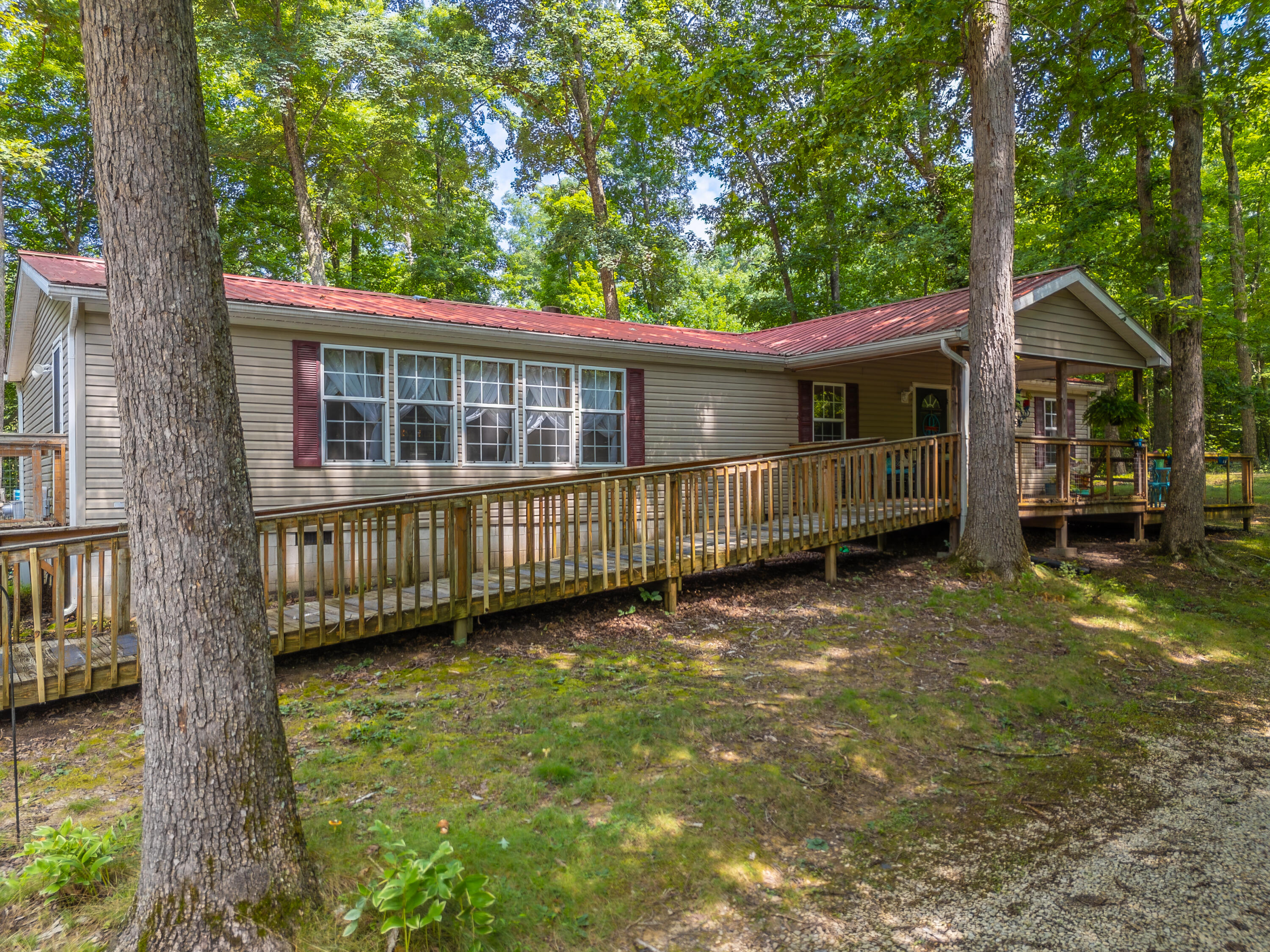 500 Hazel Tree Lane Property Photo 1