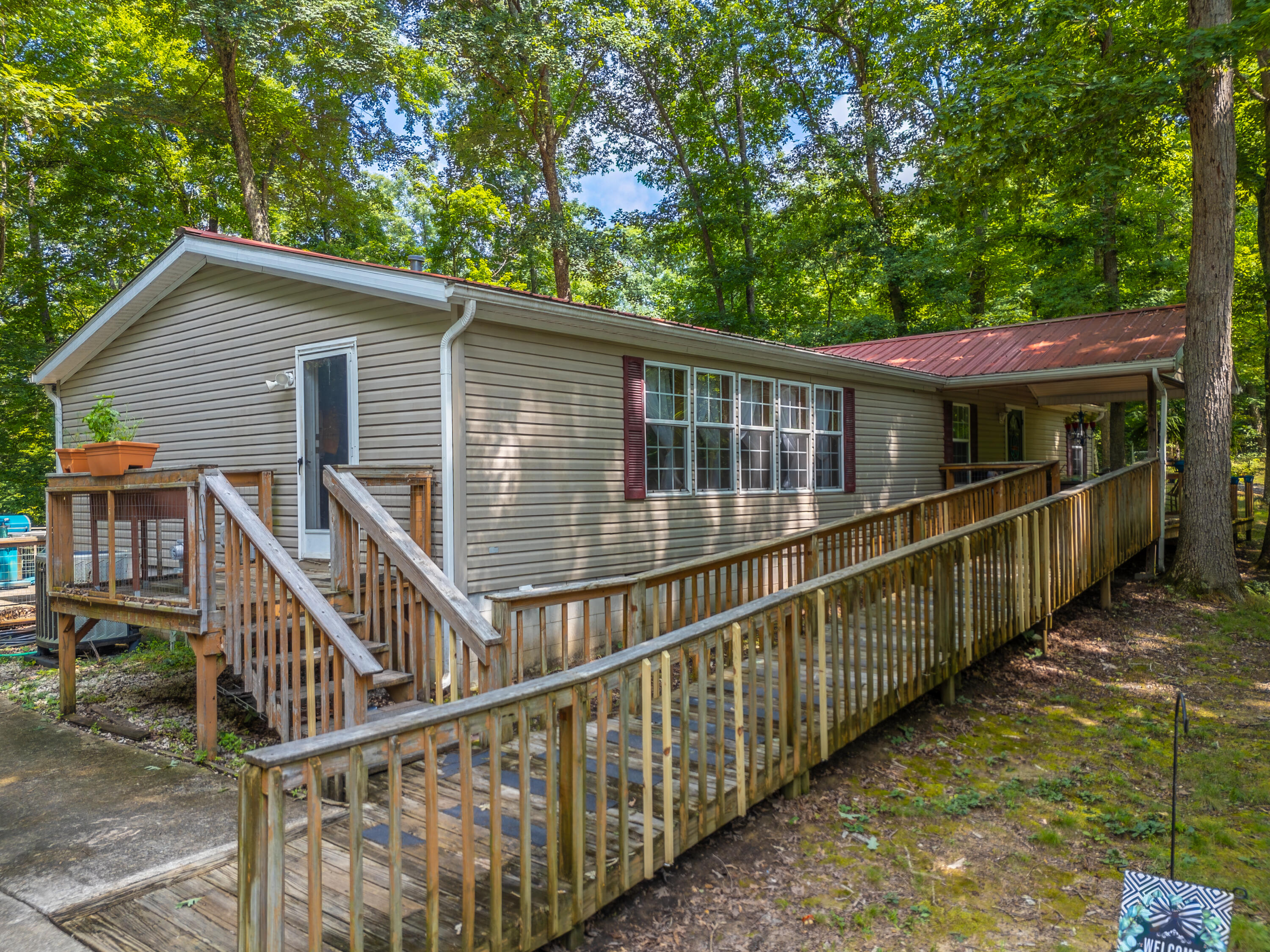 500 Hazel Tree Lane Property Photo 2