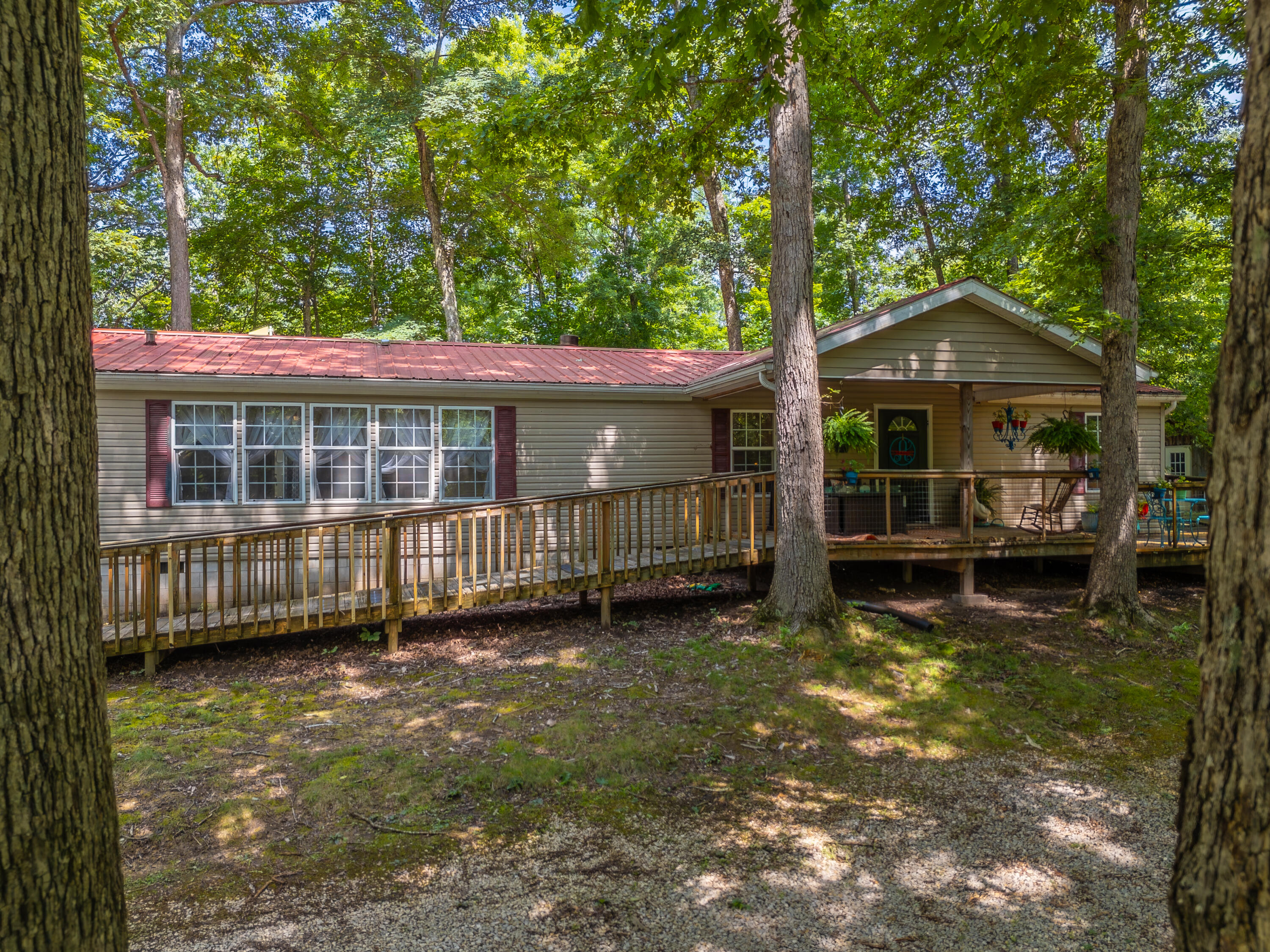 500 Hazel Tree Lane Property Photo 3