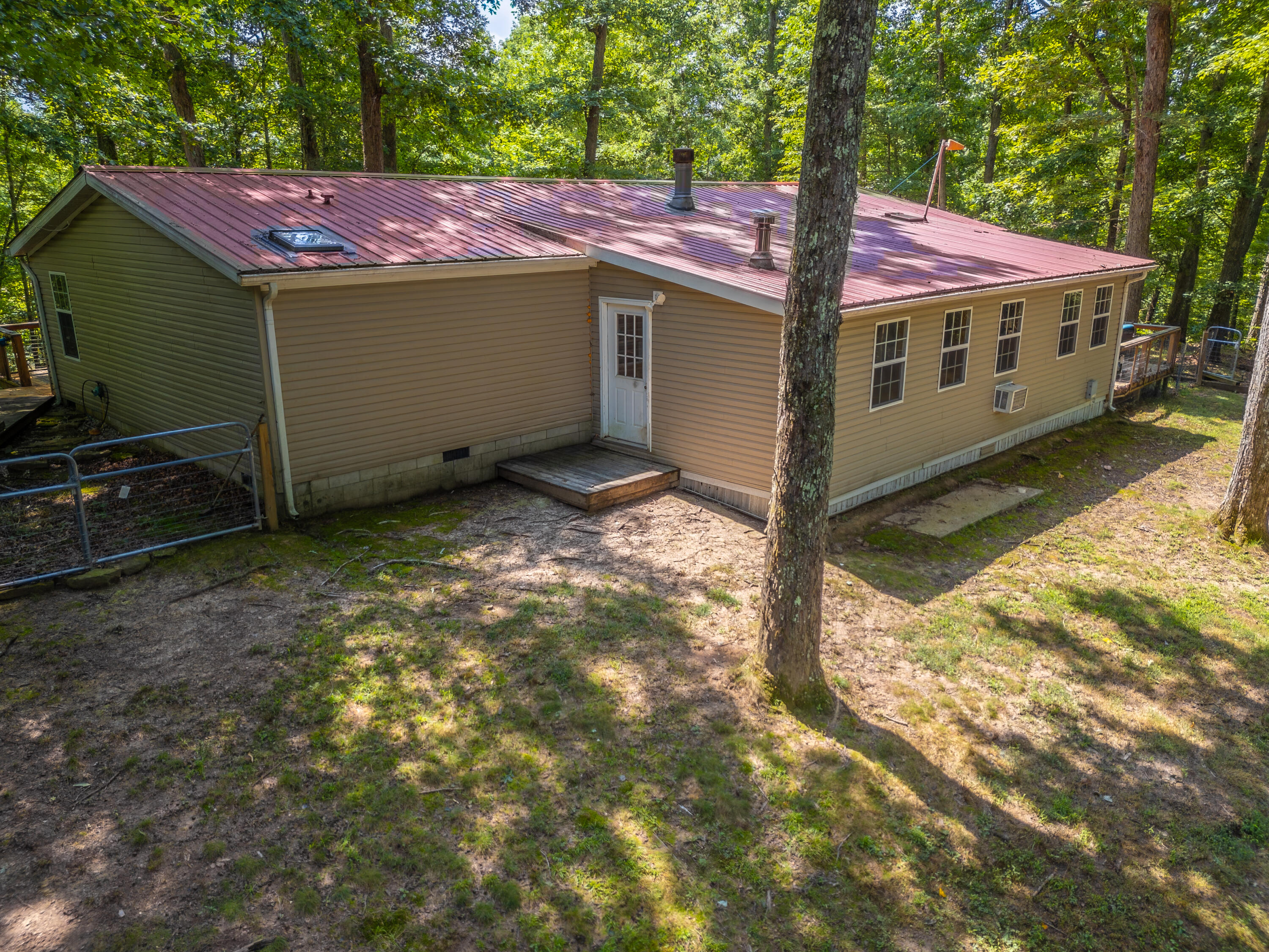 500 Hazel Tree Lane Property Photo 10
