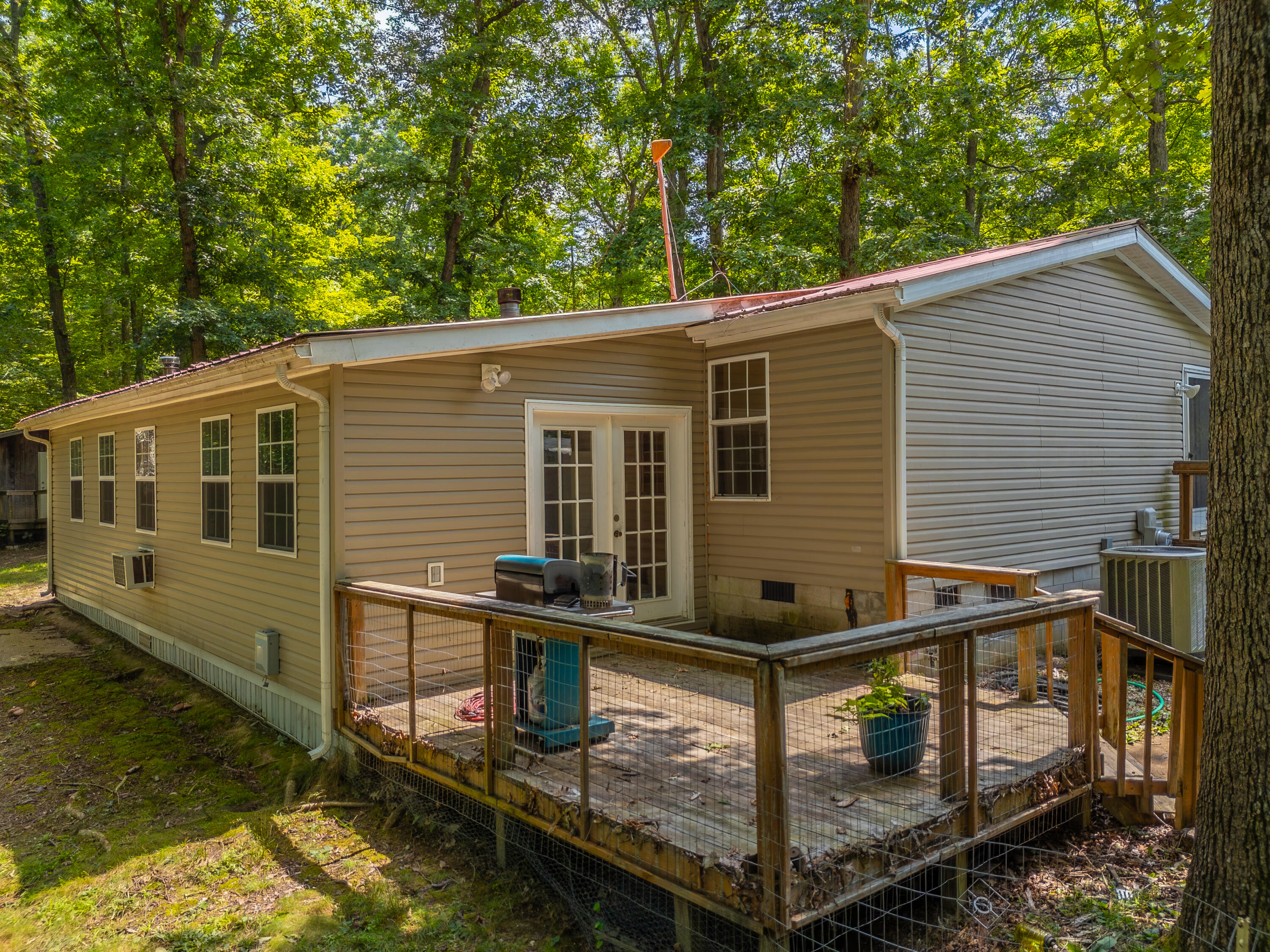 500 Hazel Tree Lane Property Photo 14