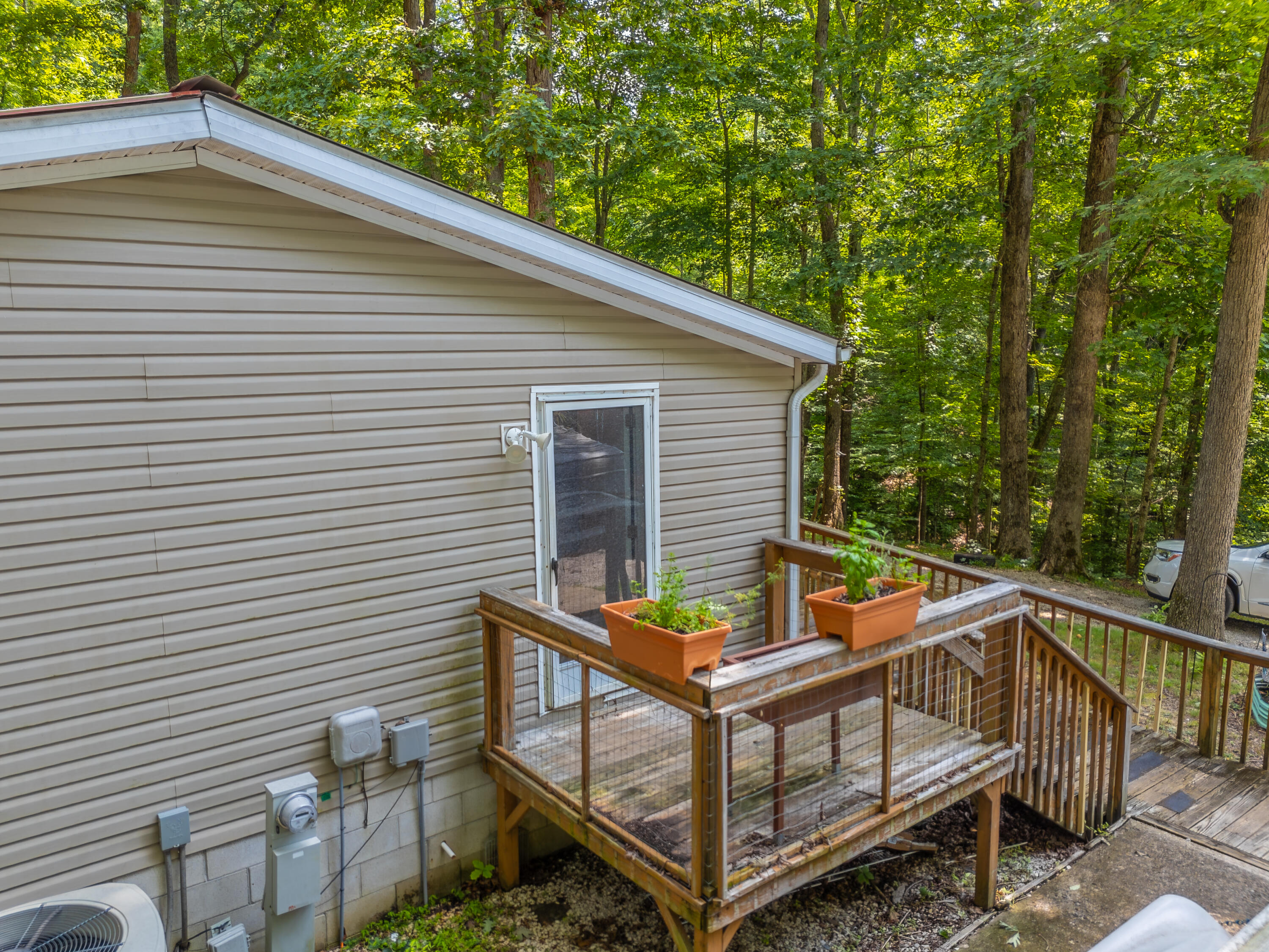 500 Hazel Tree Lane Property Photo 15