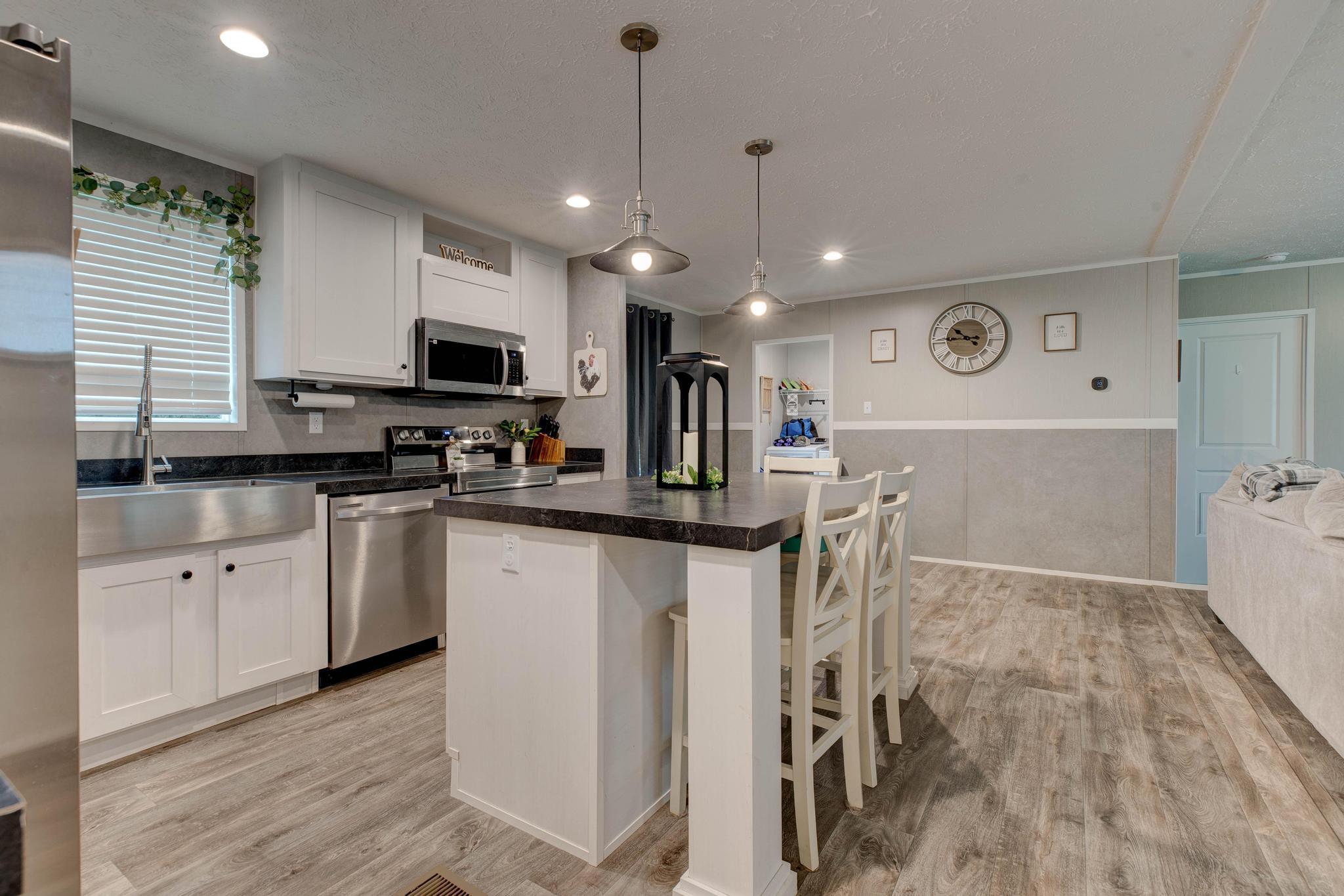 105 E Stone Road Property Photo 14