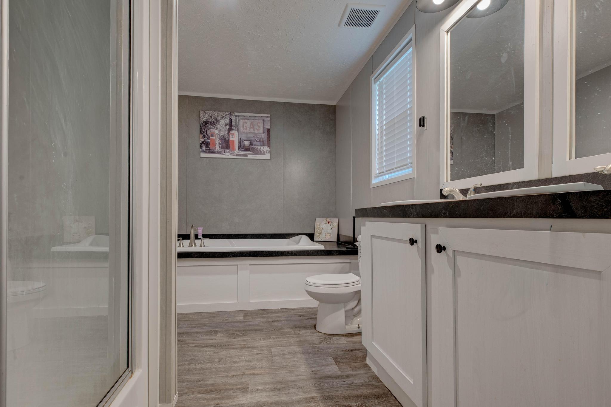 105 E Stone Road Property Photo 21