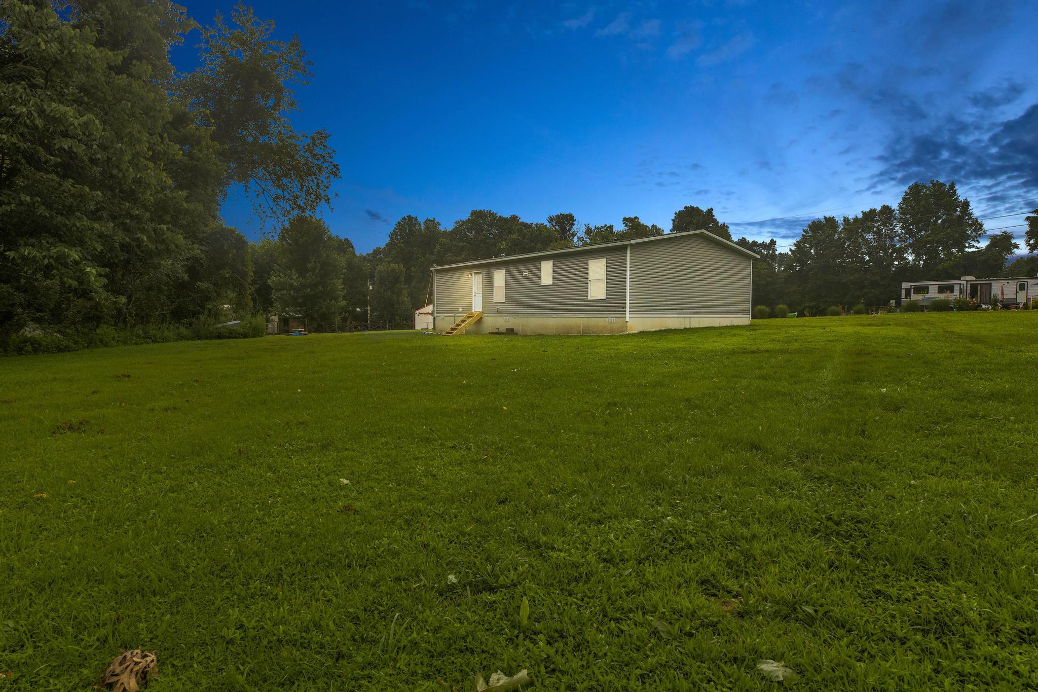 105 E Stone Road Property Photo 22