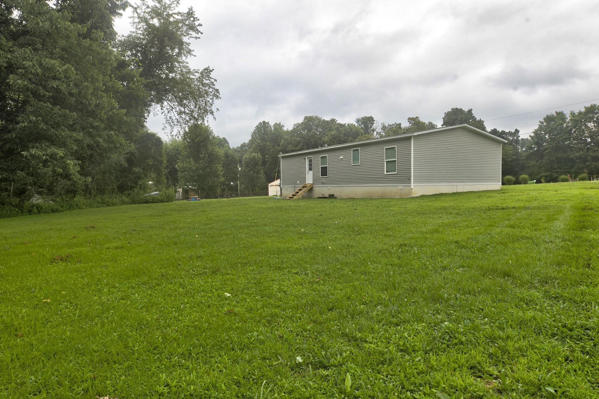 105 E Stone Road Property Photo 23