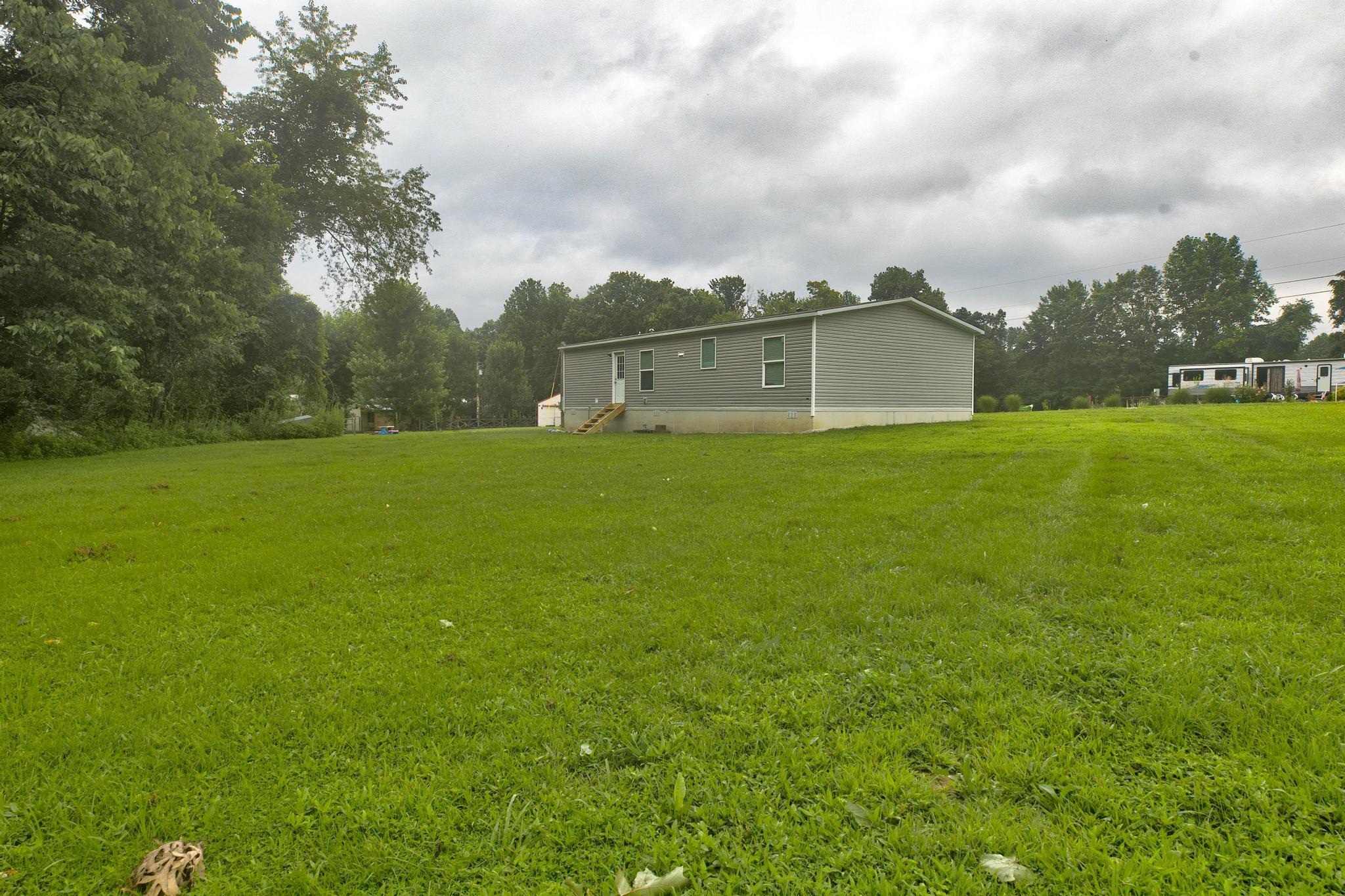 105 E Stone Road Property Photo 27