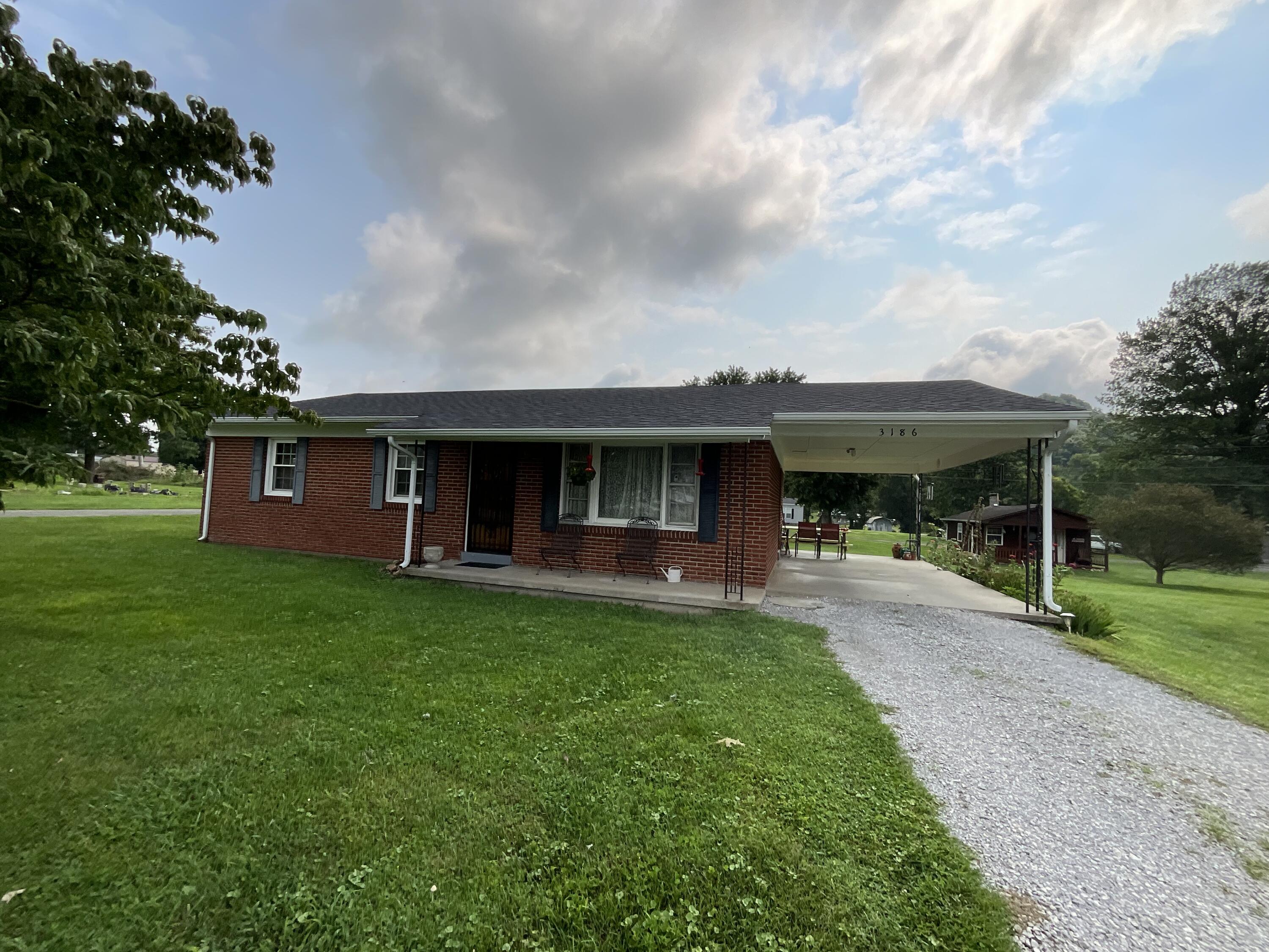 3186 Ky-198 Property Photo 3