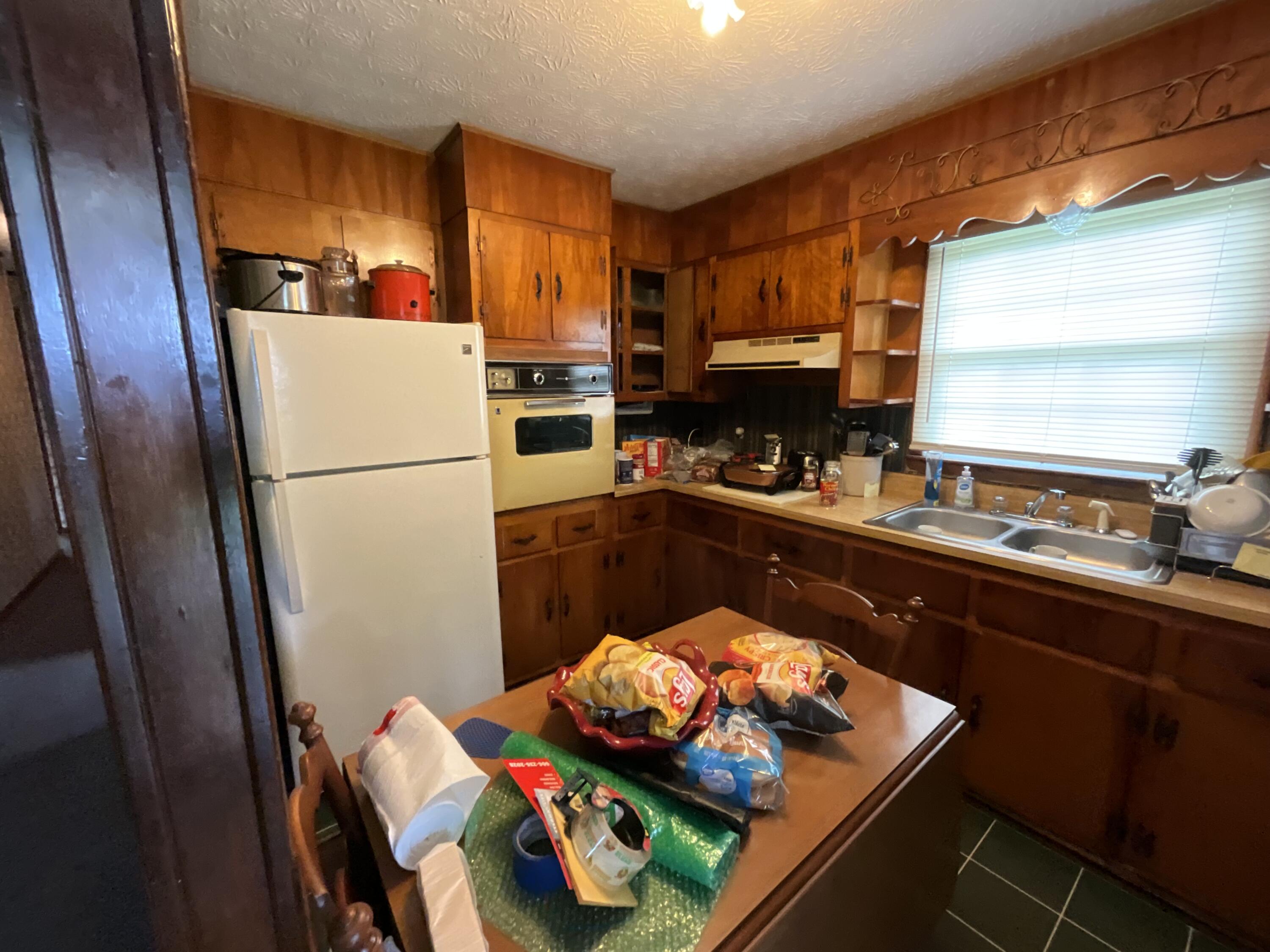 3186 Ky-198 Property Photo 10