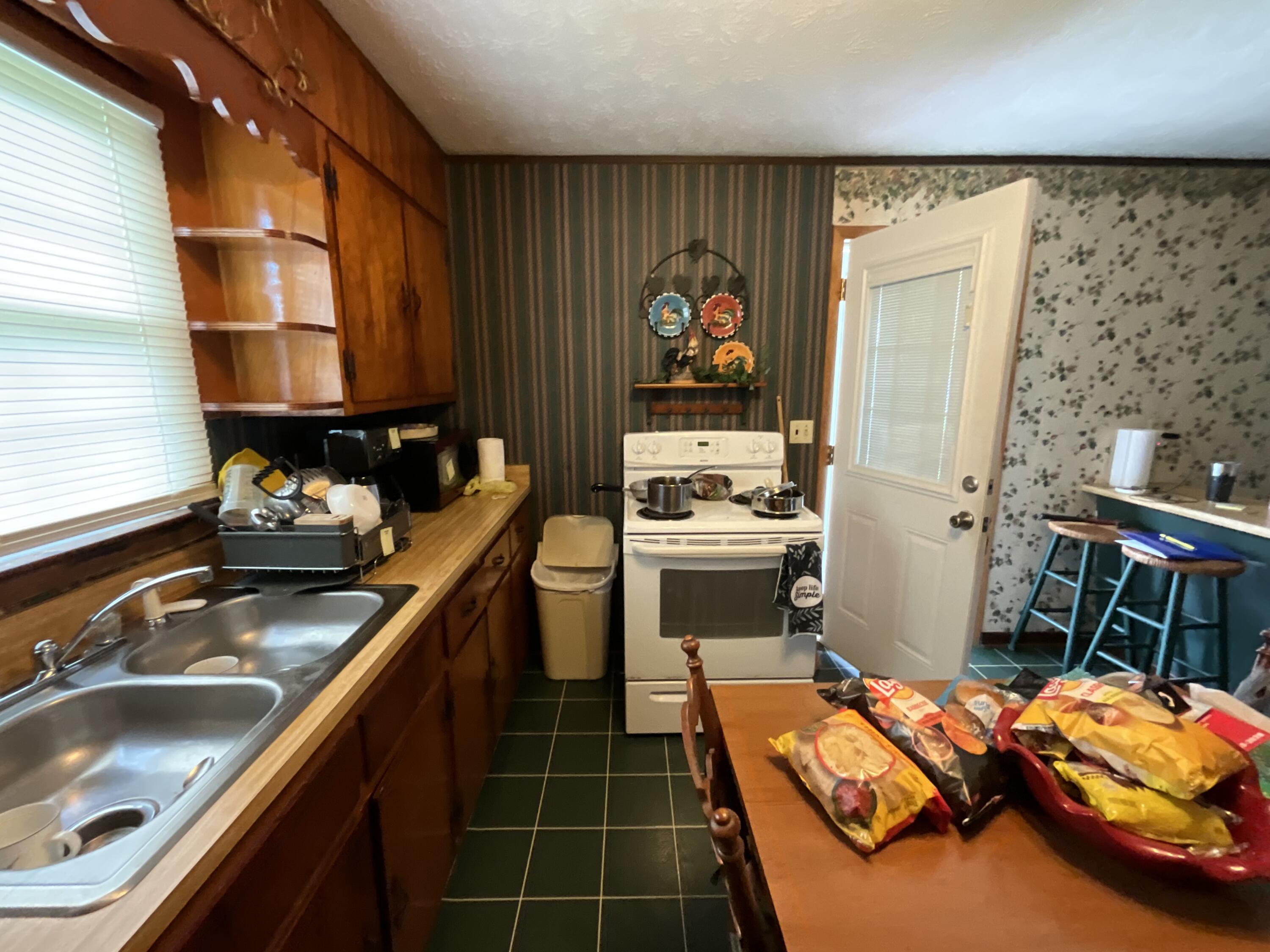 3186 Ky-198 Property Photo 11