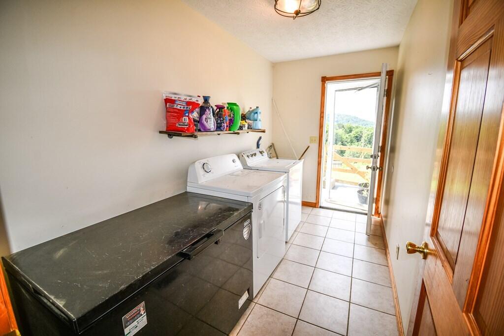 15 Hope Hill Road Property Photo 13