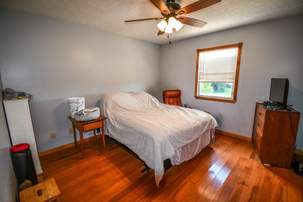 15 Hope Hill Road Property Photo 17