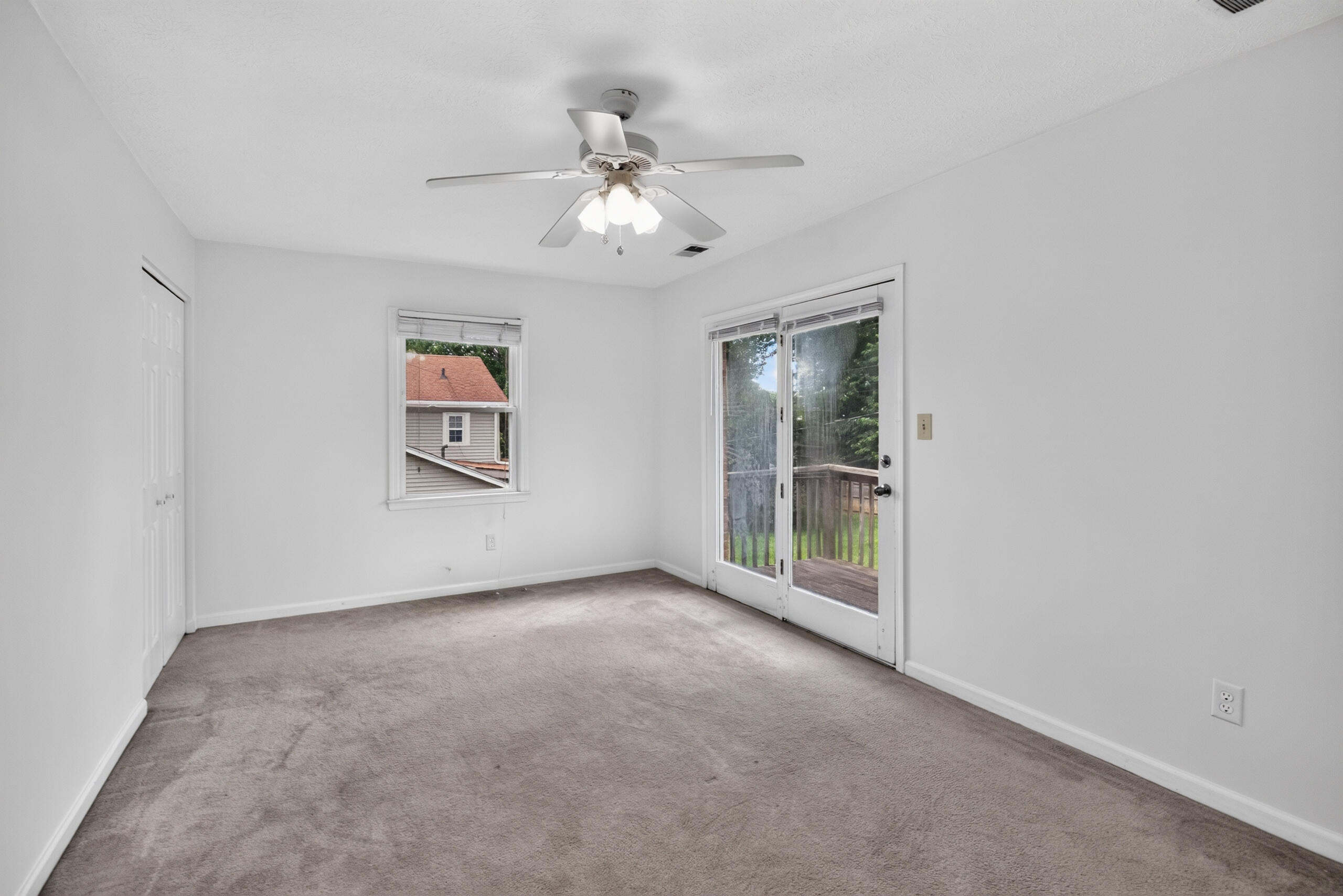 522 Sheffield Drive Property Photo 23