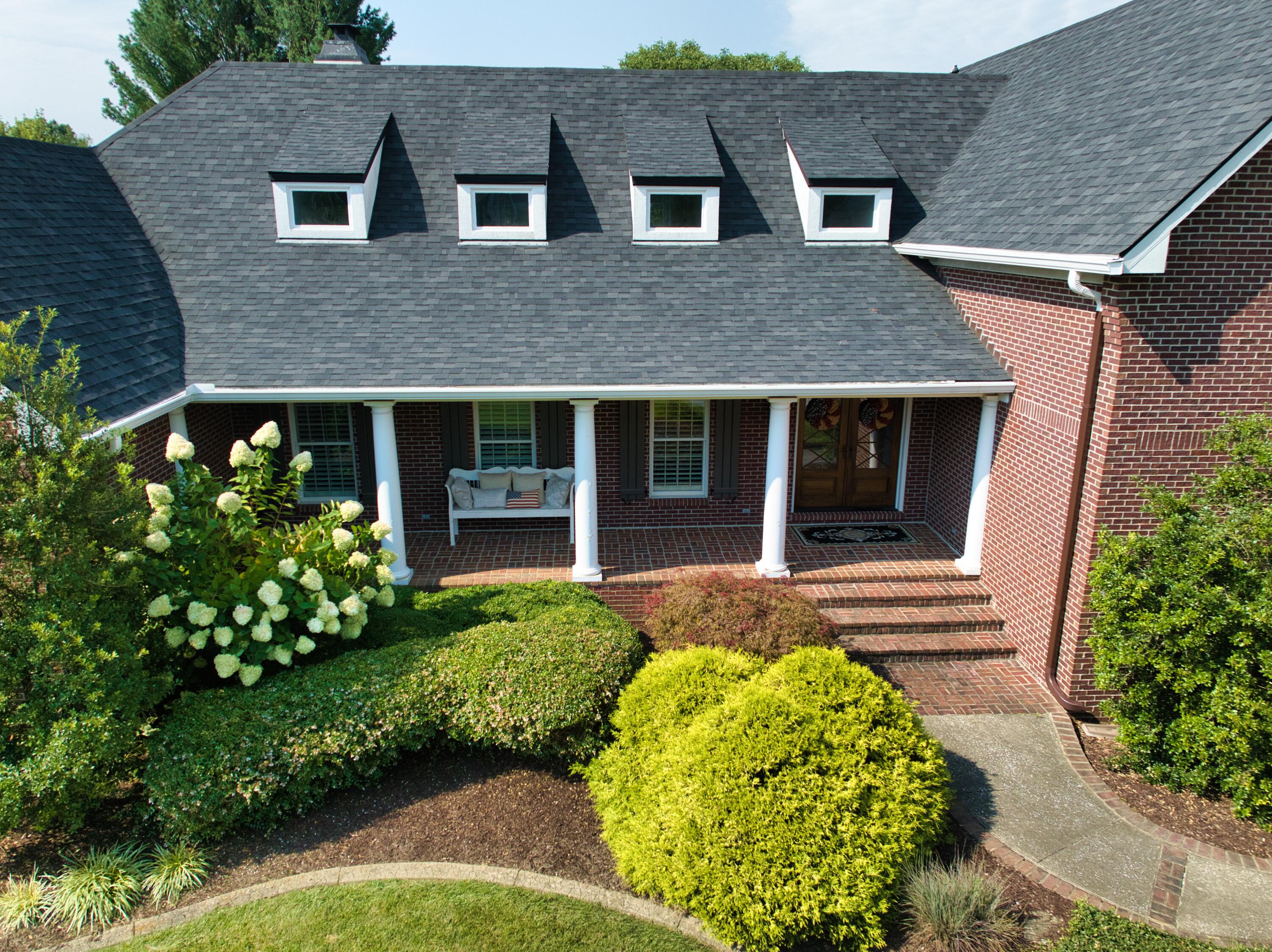 108 Saratoga Drive Property Photo 4