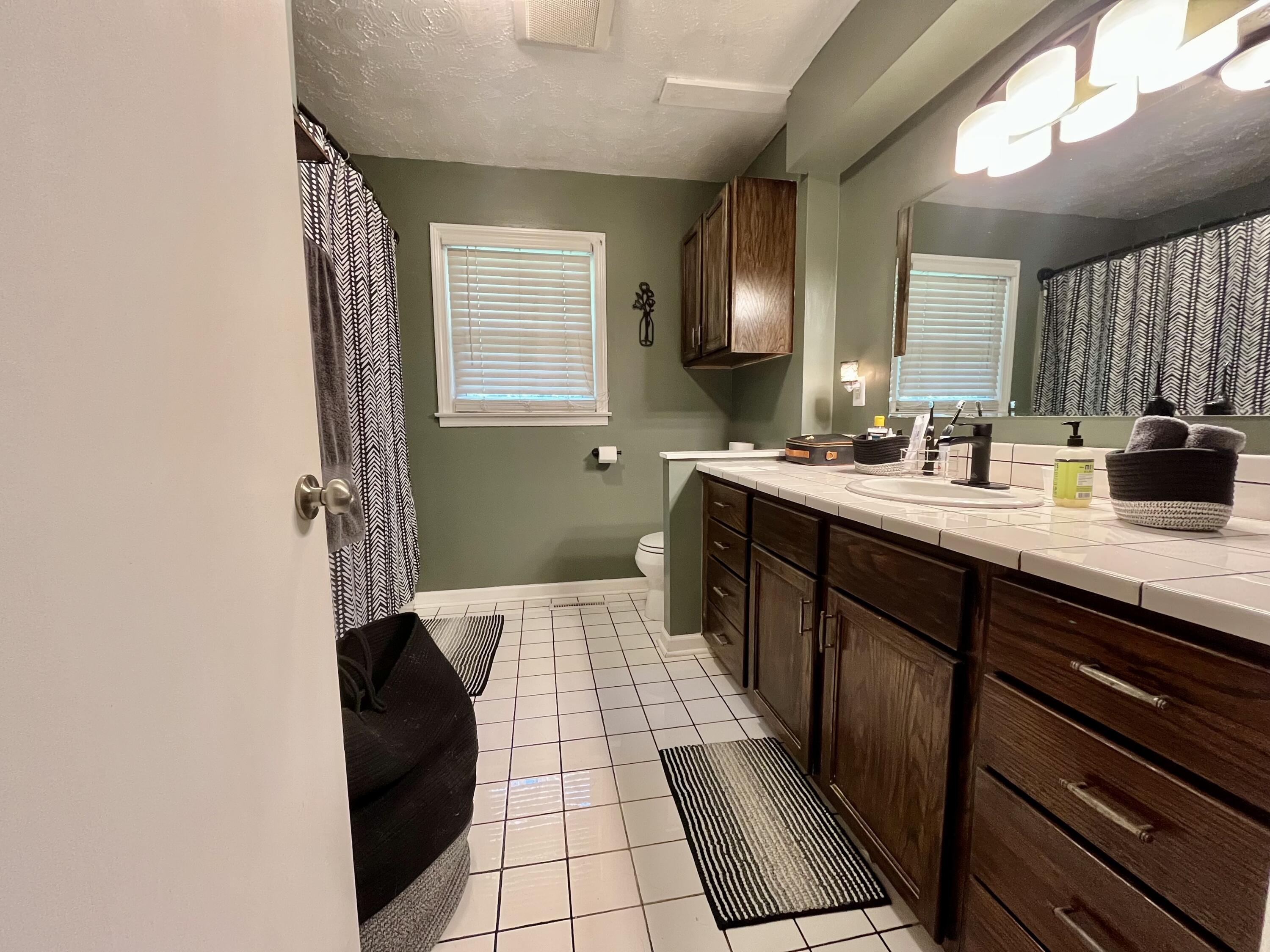 811 Sunny Lane Property Photo 12