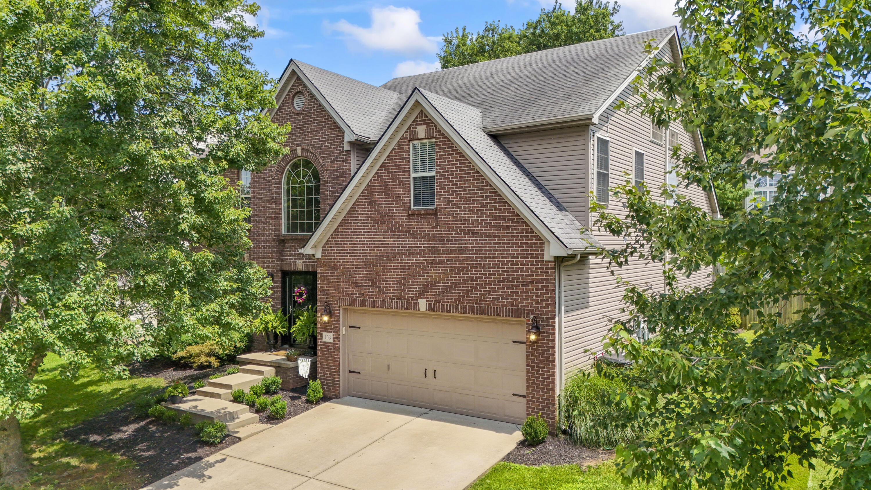 153 Brome Drive Property Photo 2