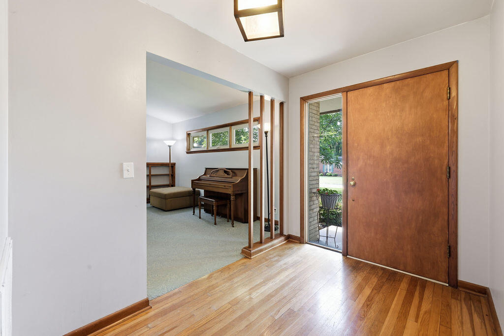 1502 Story Avenue Property Photo 4