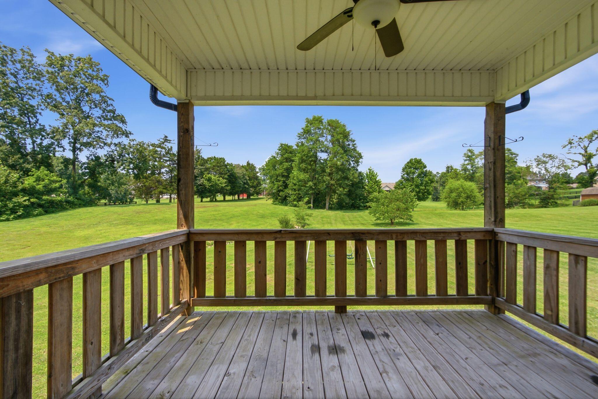 303 Waco Heights Property Photo 4