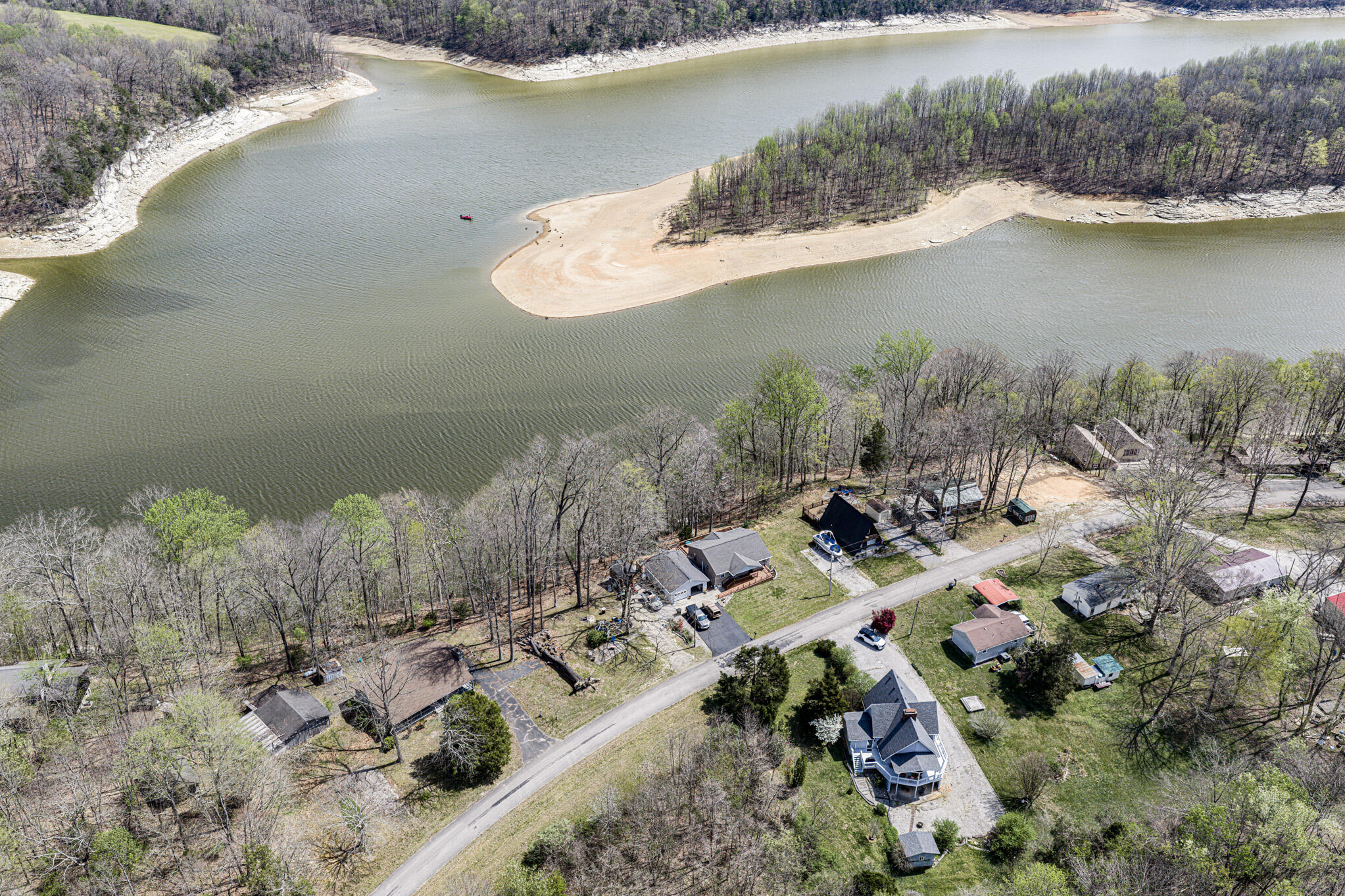 273 Shady Acres Road Property Photo 2