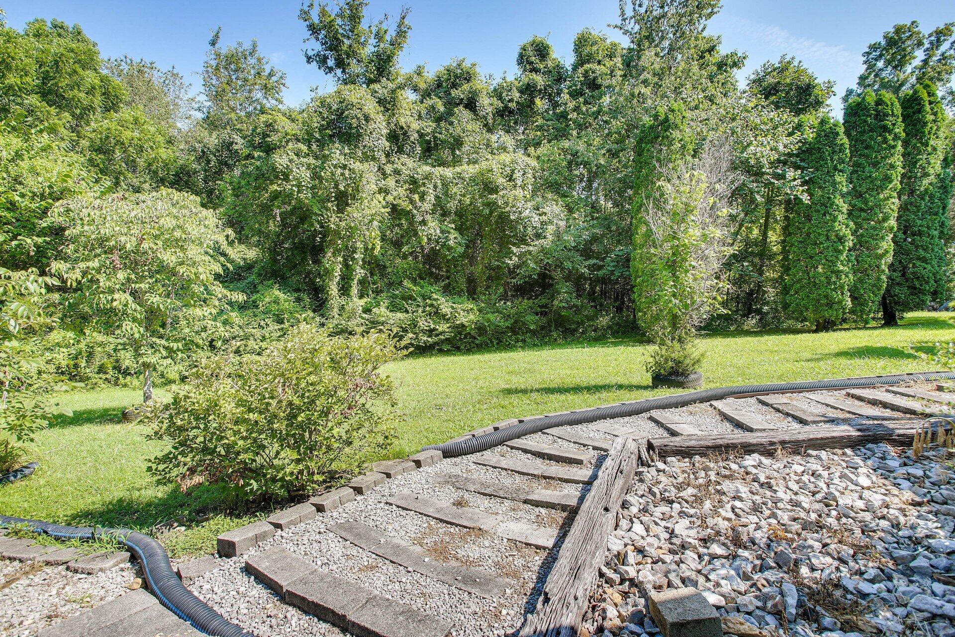 273 Shady Acres Road Property Photo 11